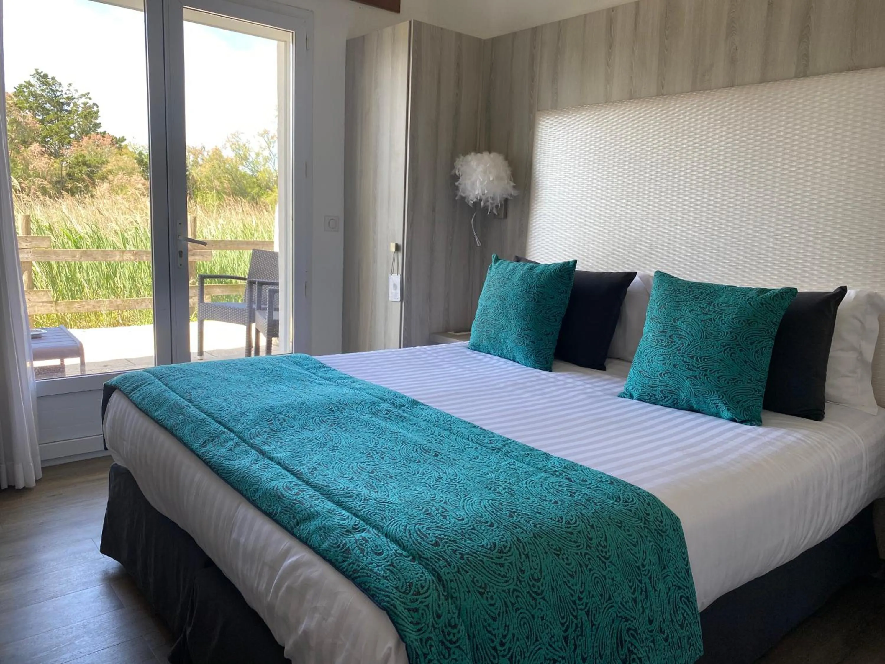 Bedroom, Bed in Le Mas de Cocagne