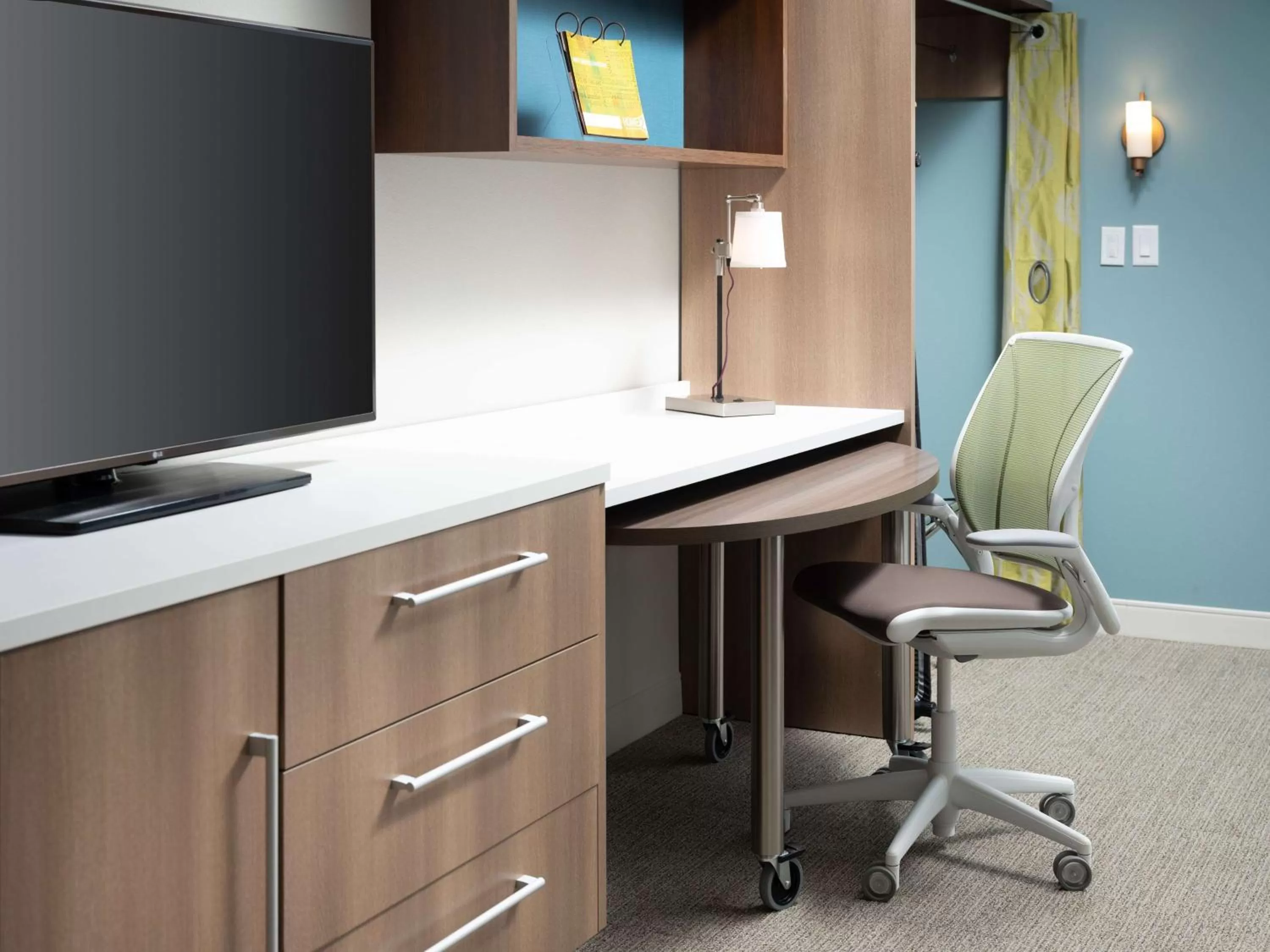 Bedroom in Home2 Suites By Hilton Chattanooga Hamilton Place