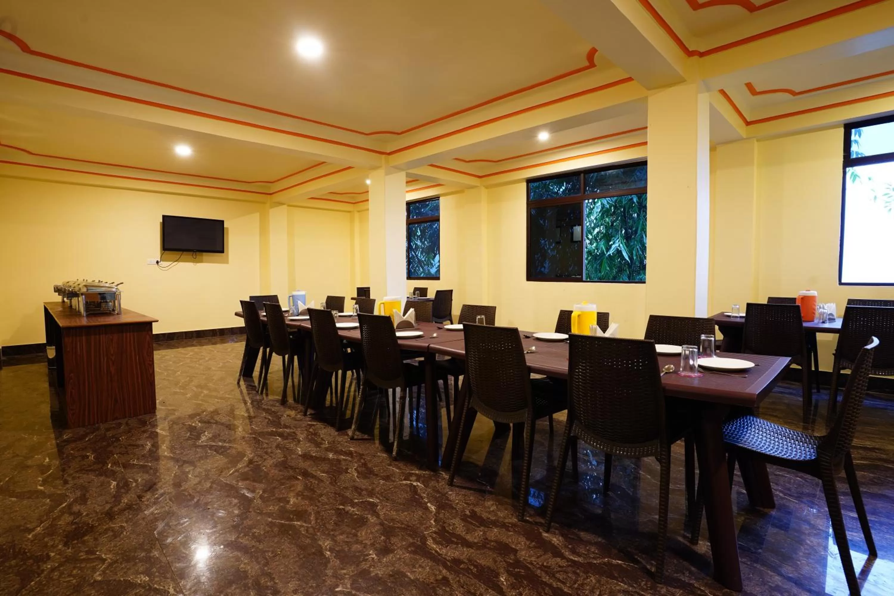 Restaurant/places to eat in Hotel White Lotus Gangtok