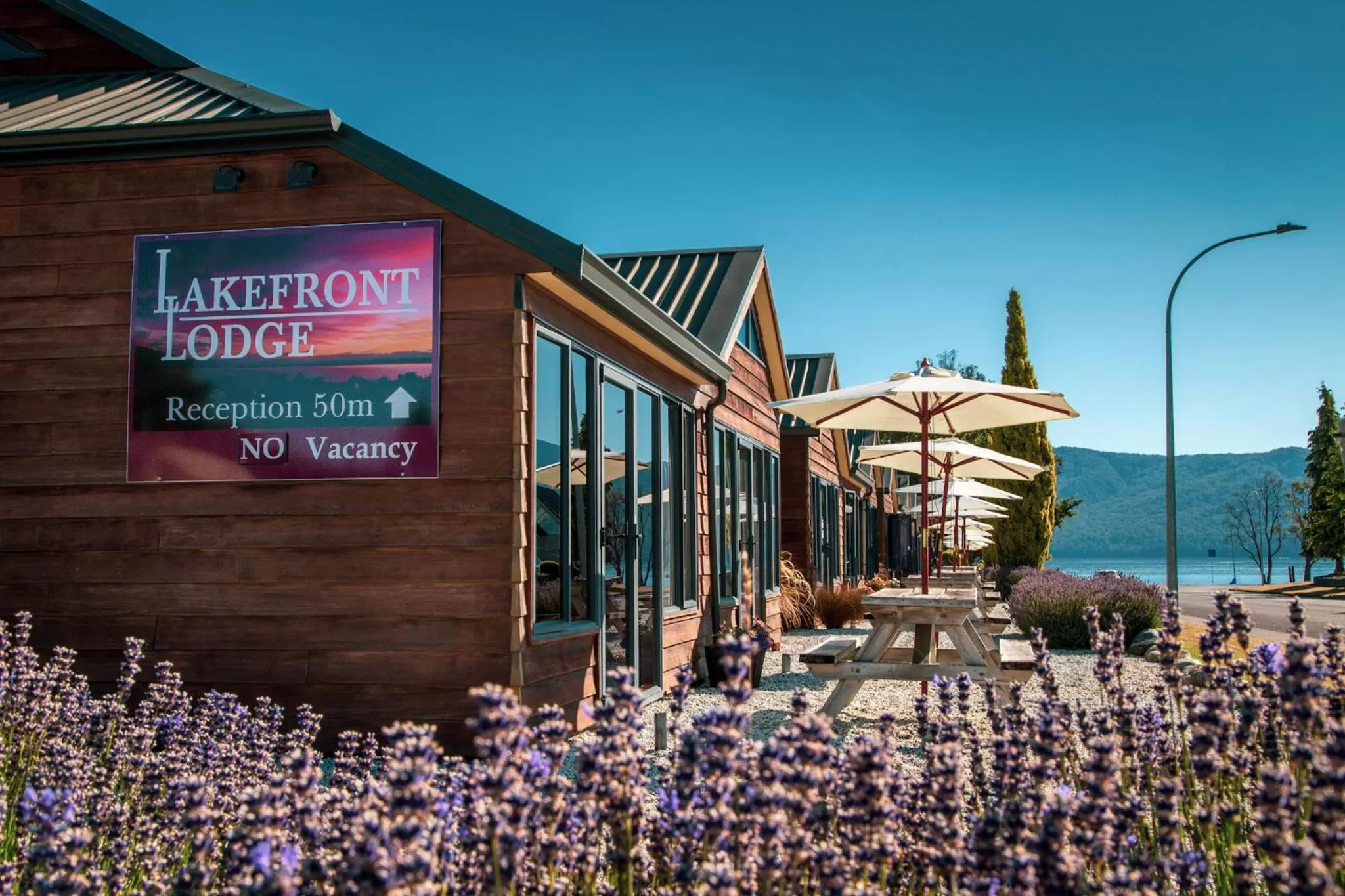 Property building in Lakefront Lodge