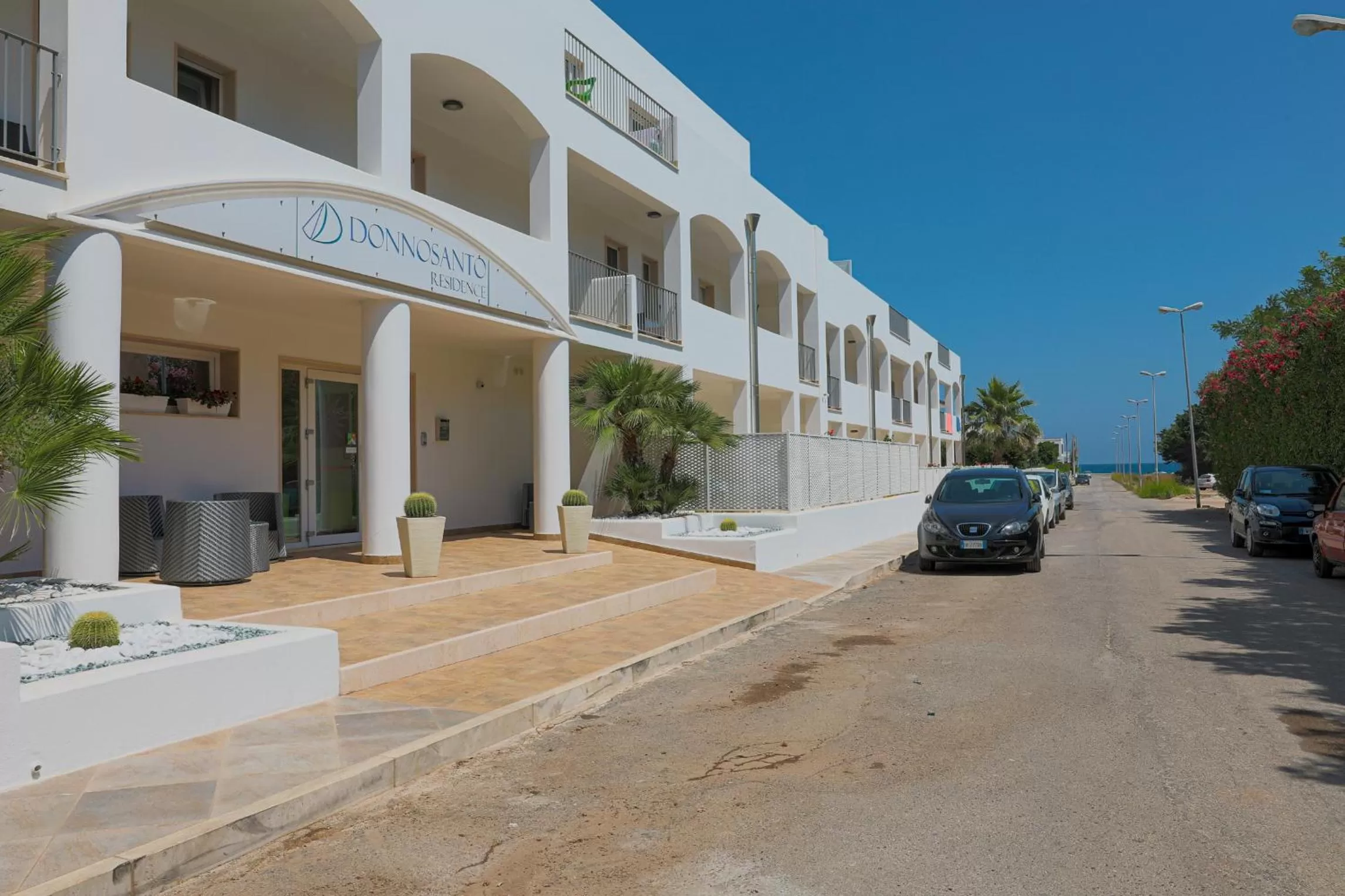 Property building in Donnosanto Residence Torre Santa Sabina