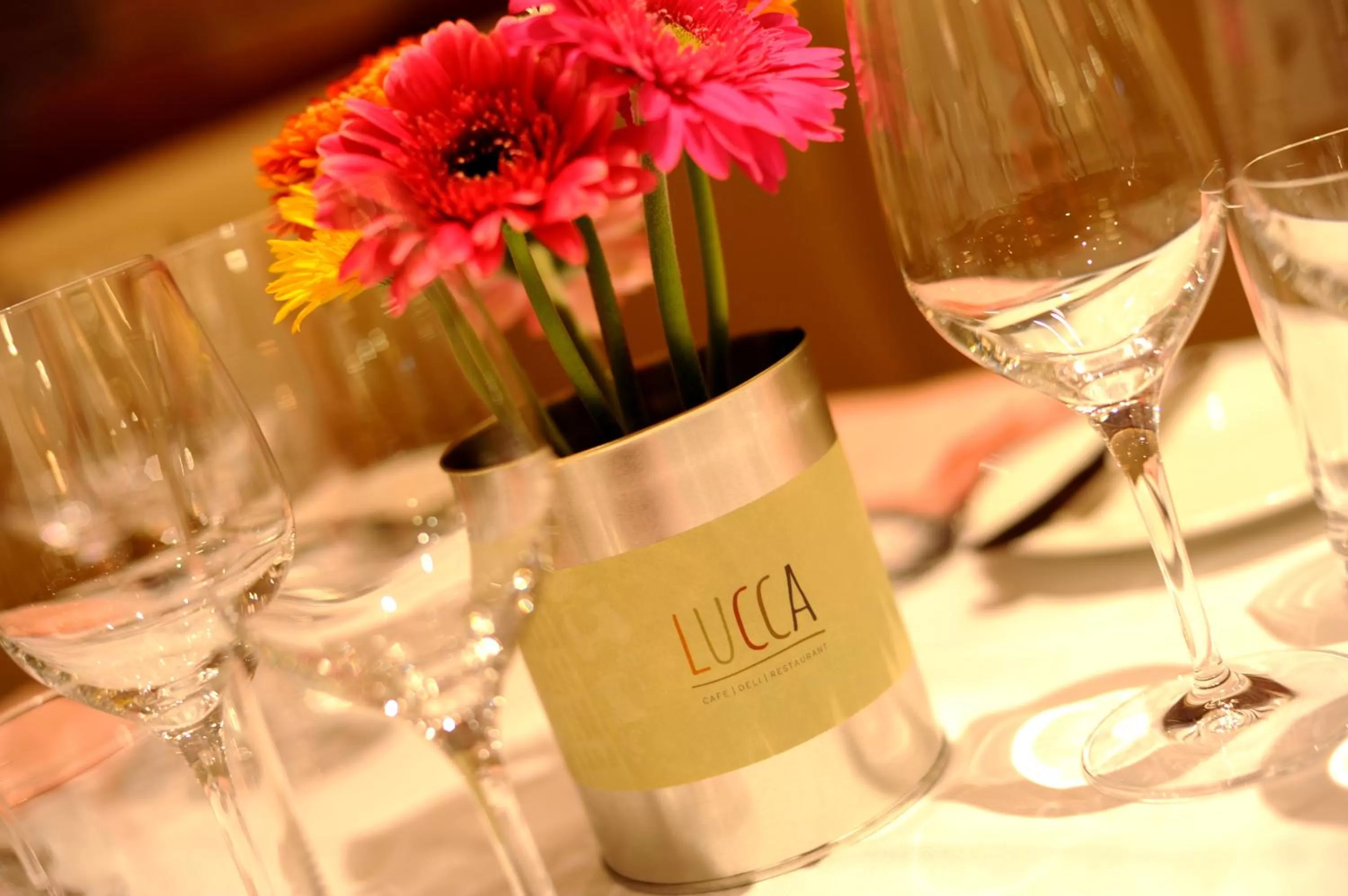 Restaurant/places to eat in Villa Rosa Kempinski