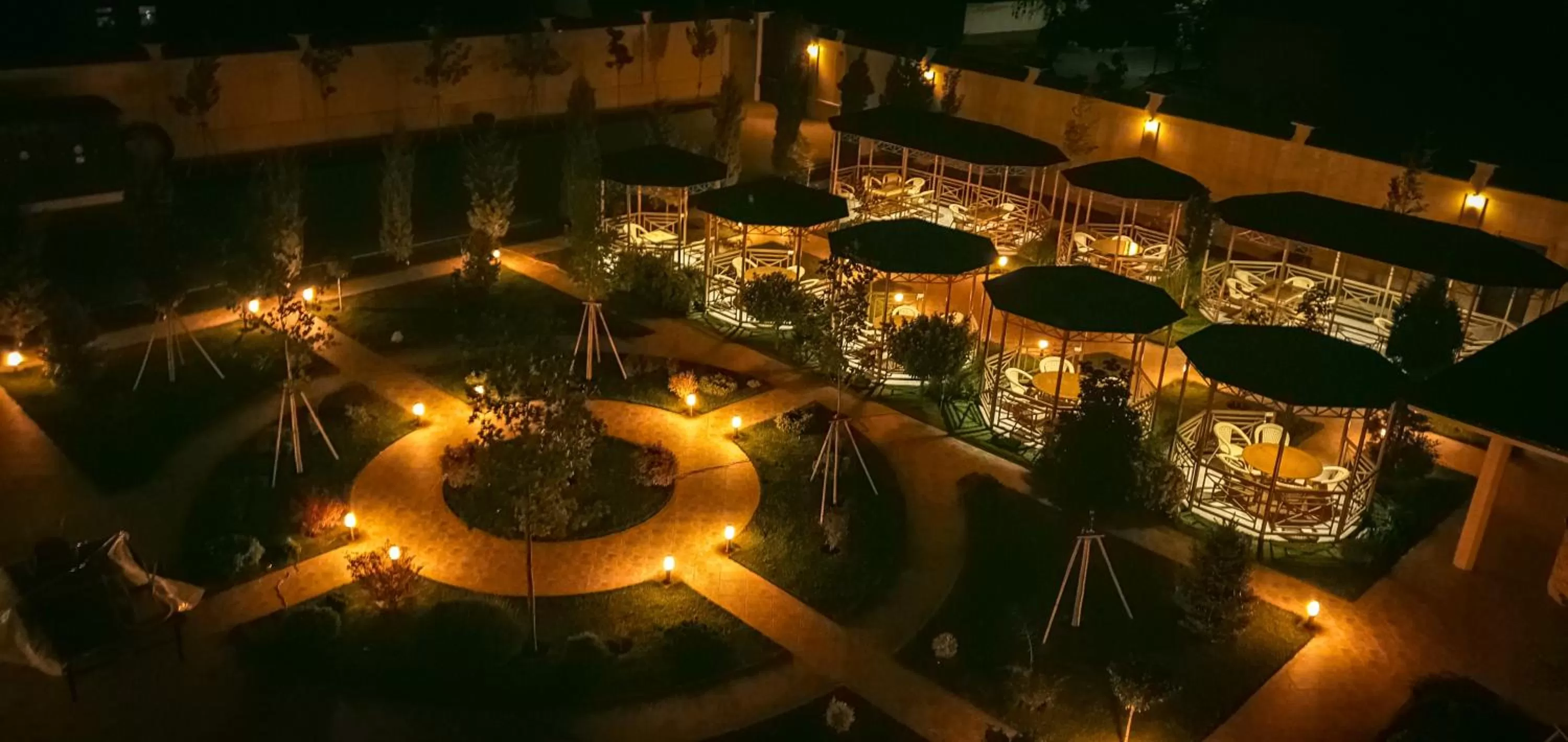 Restaurant/places to eat in Silk Road Kokand Hotel