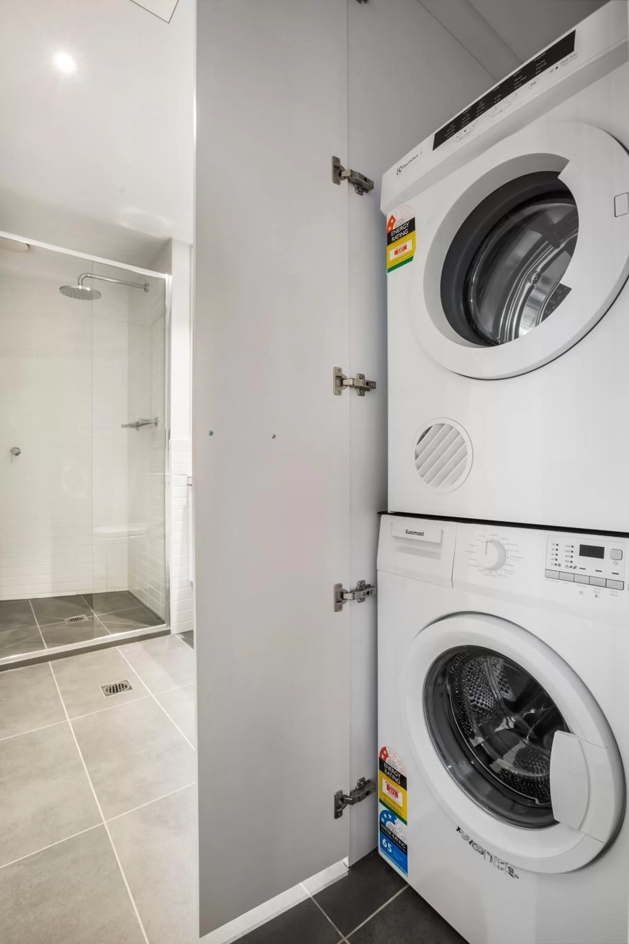 Area and facilities in Quest Flemington Central