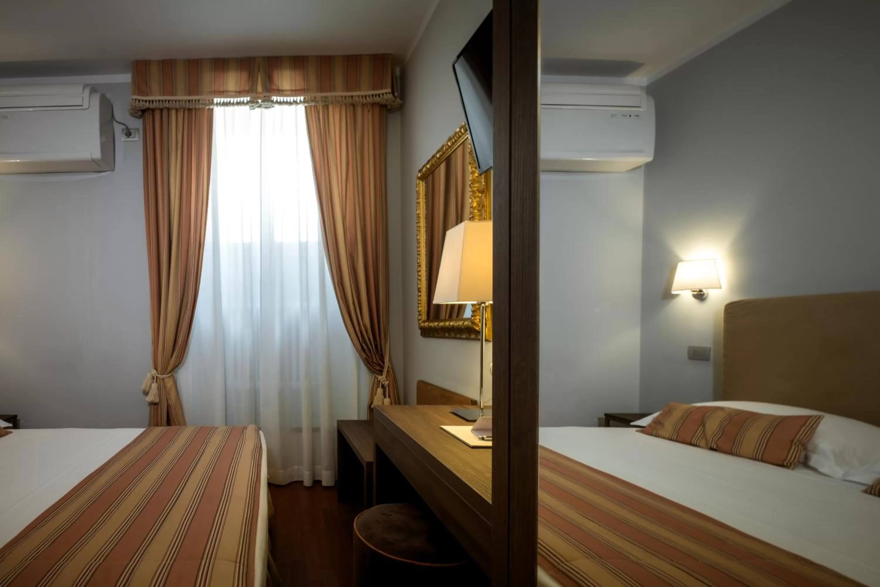 Bed in Bosone Palace