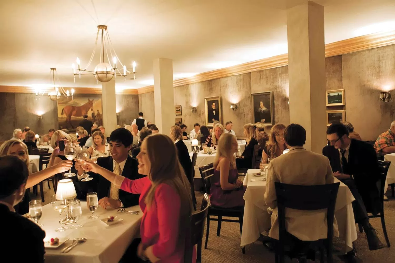 Restaurant/places to eat in Planters Inn - Charleston