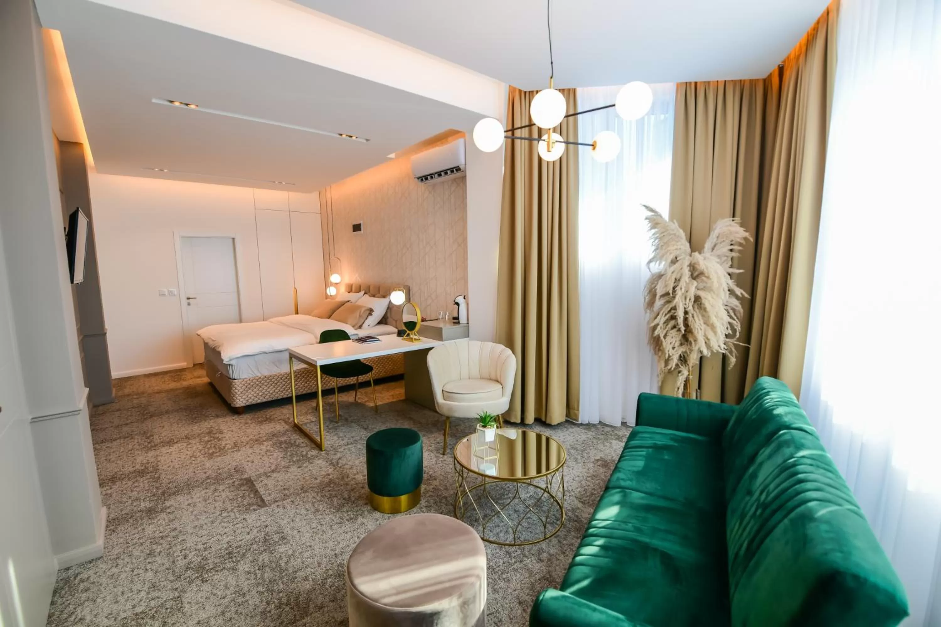 Seating Area in Hotel City View