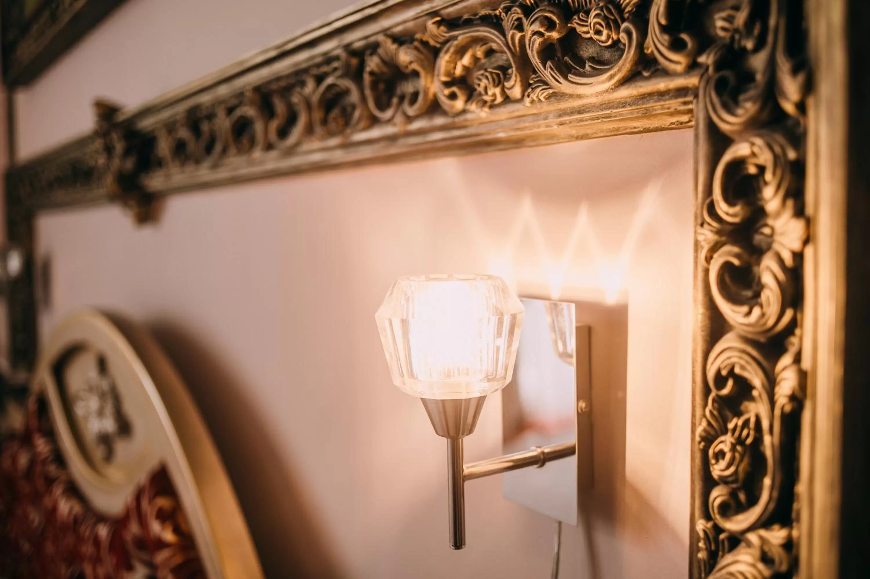 TV/Entertainment Center in Urartu Hotel