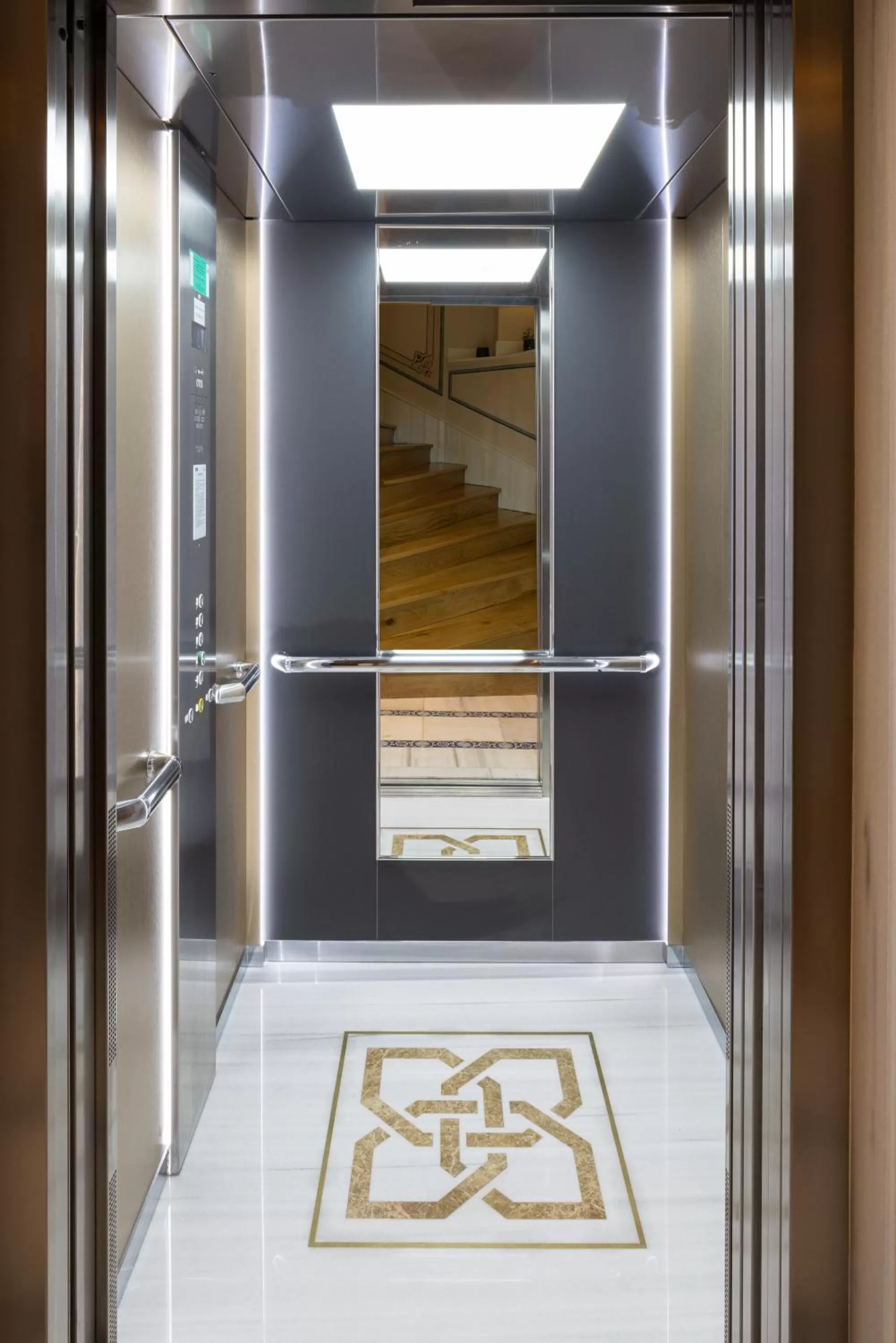 elevator in Hotel Turkish House