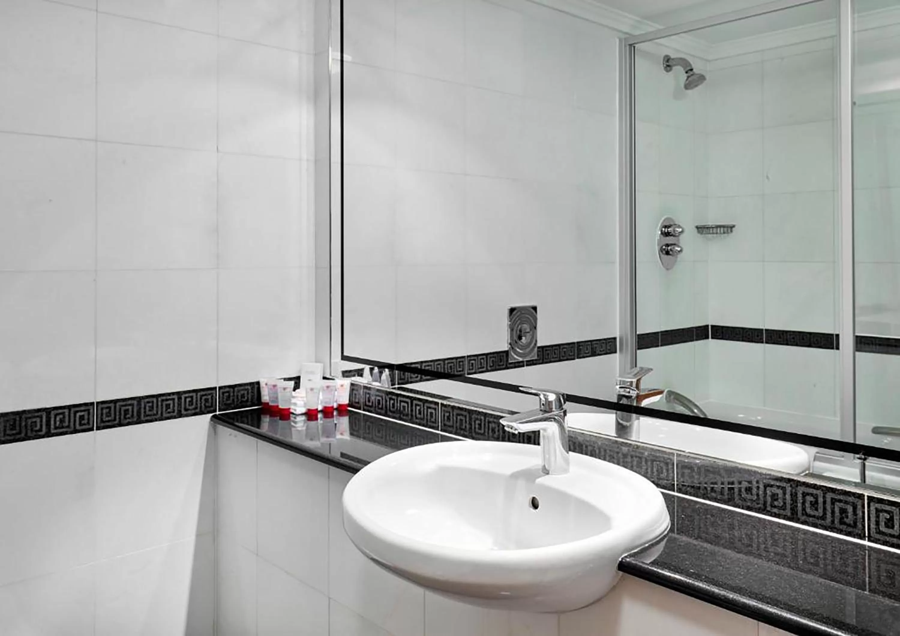 Bathroom in Leonardo Royal Hotel London City - Tower of London