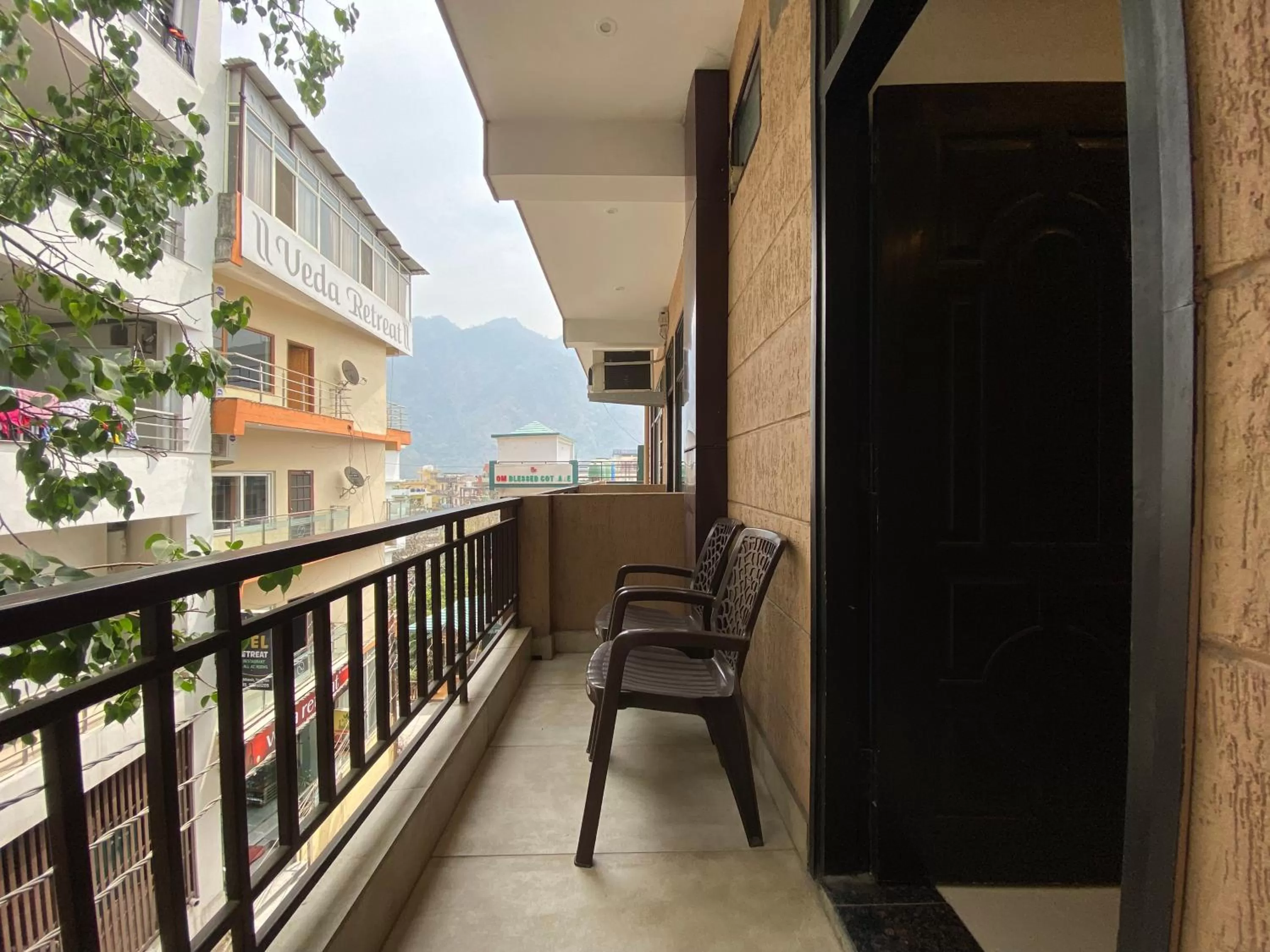 Quadruple Room in Blue Jay Smart Stay