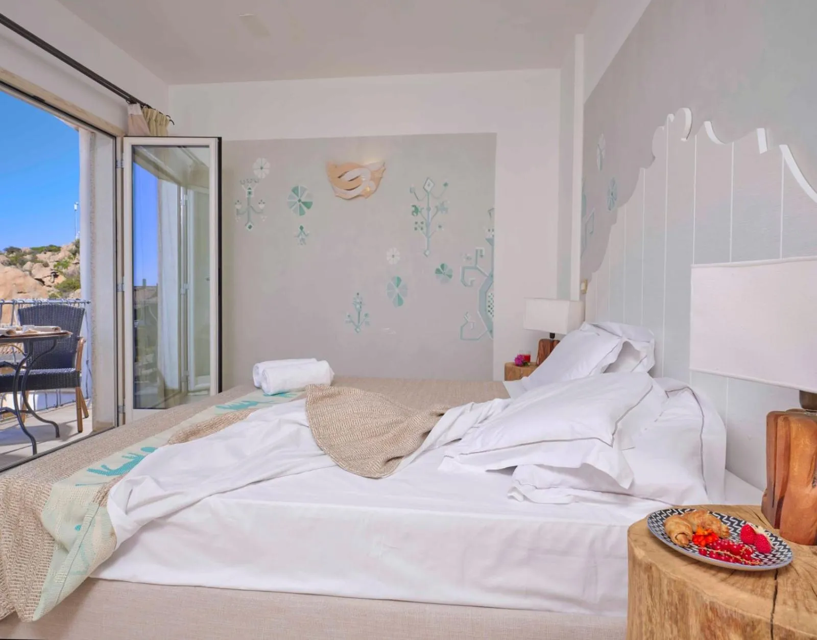 Bed in Dolce Vita Boutique Hotel