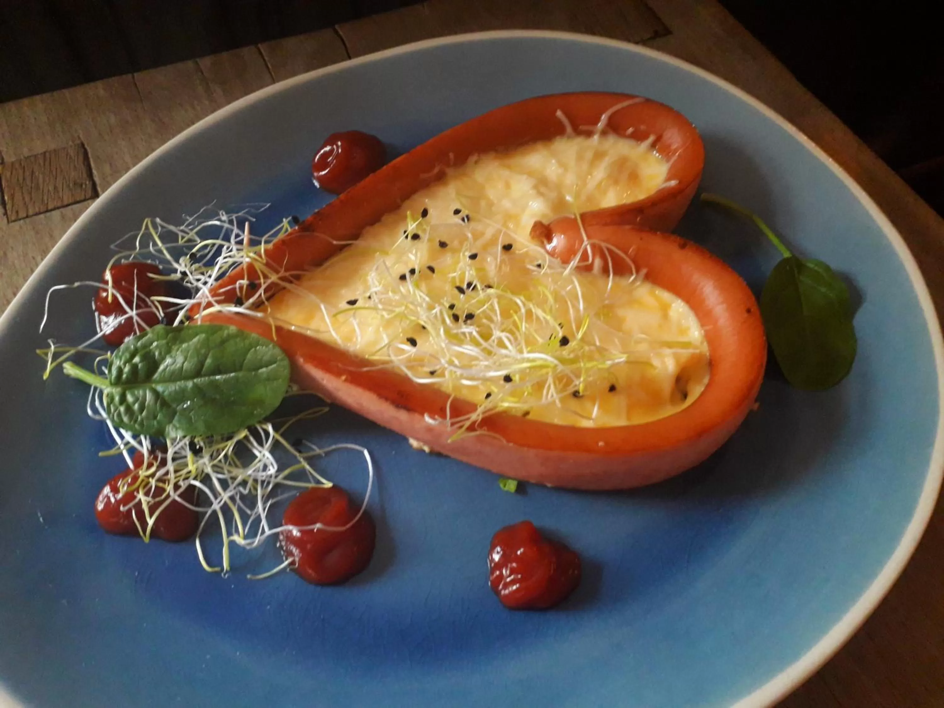 Food and drinks, Food in Golden Lion