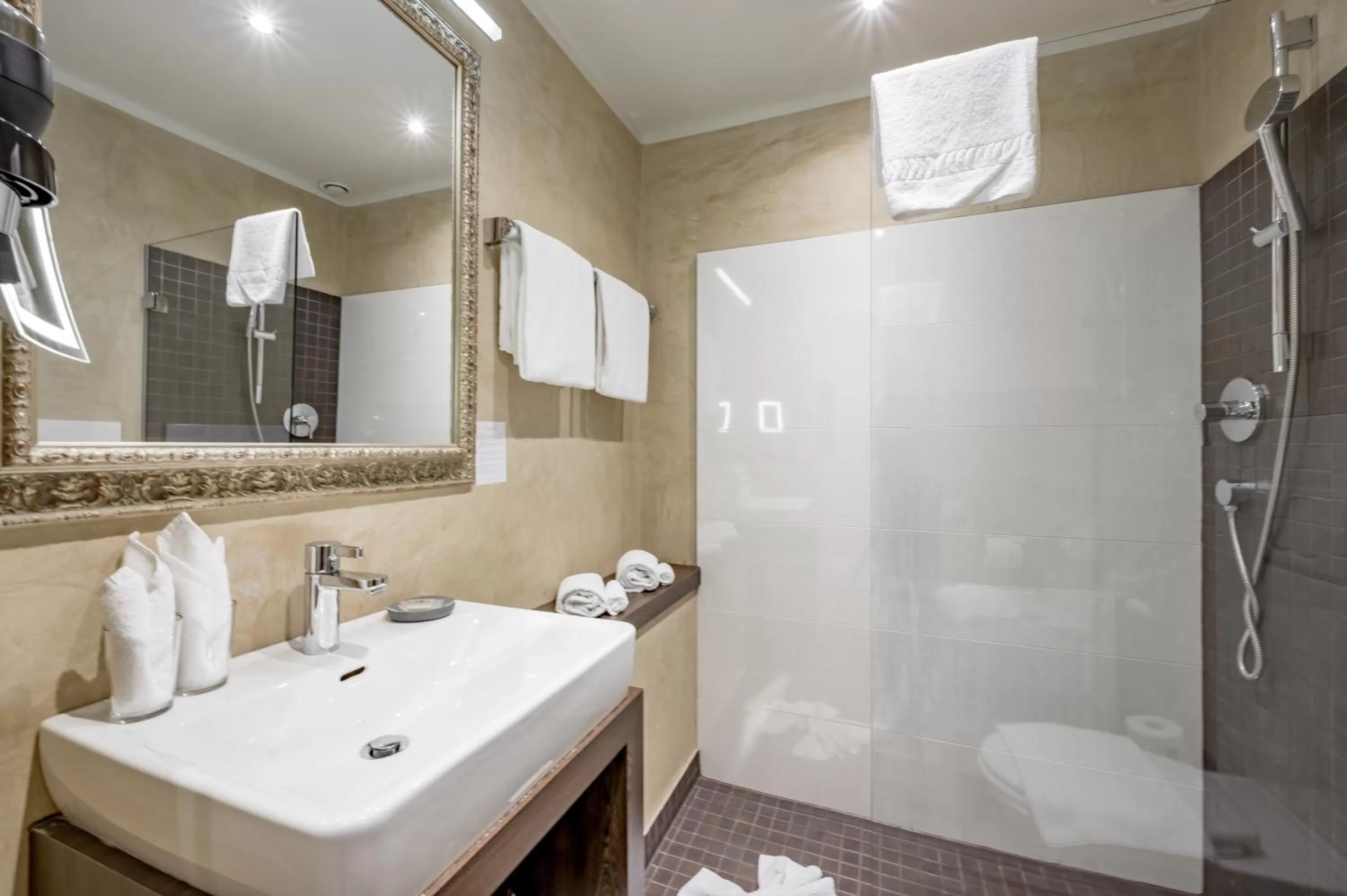 Bathroom in Natur & Spa Hotel Lärchenhof