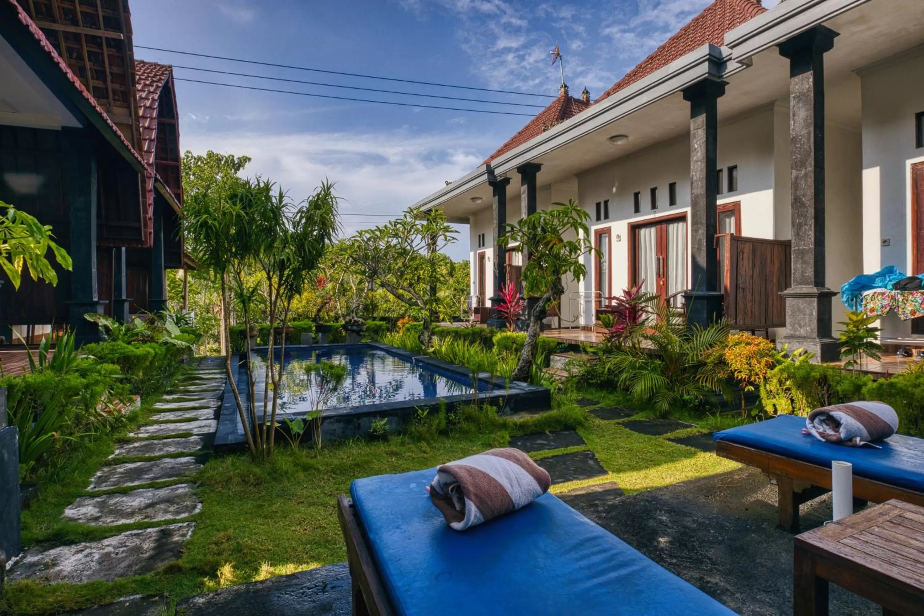 Property building in Toro Cottage