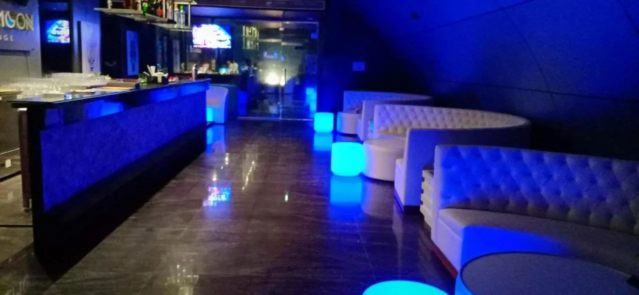 Lounge or bar in Sapphire Premium Hotel & Suite