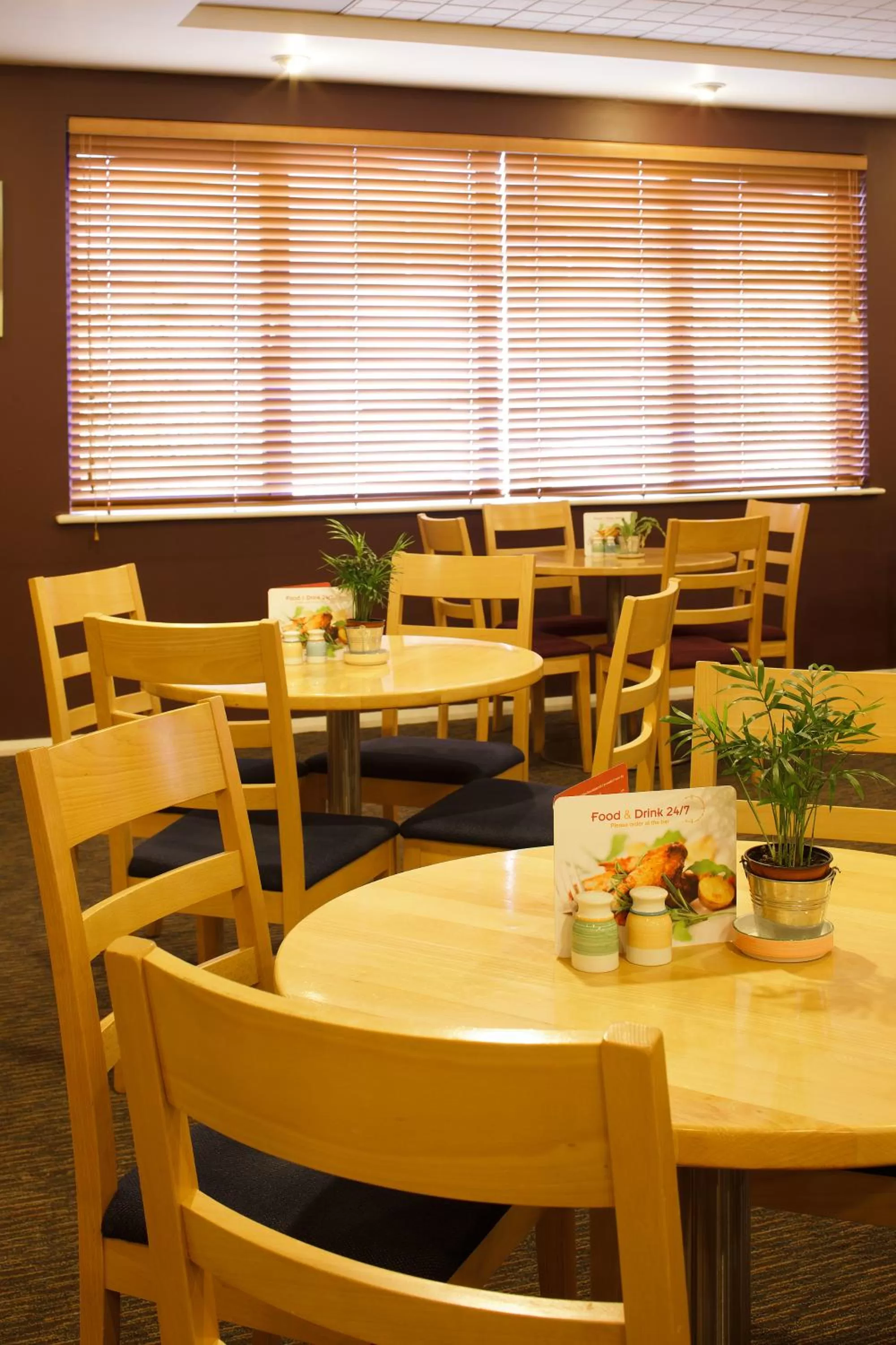 Restaurant/places to eat in ibis Chesterfield North - Barlborough