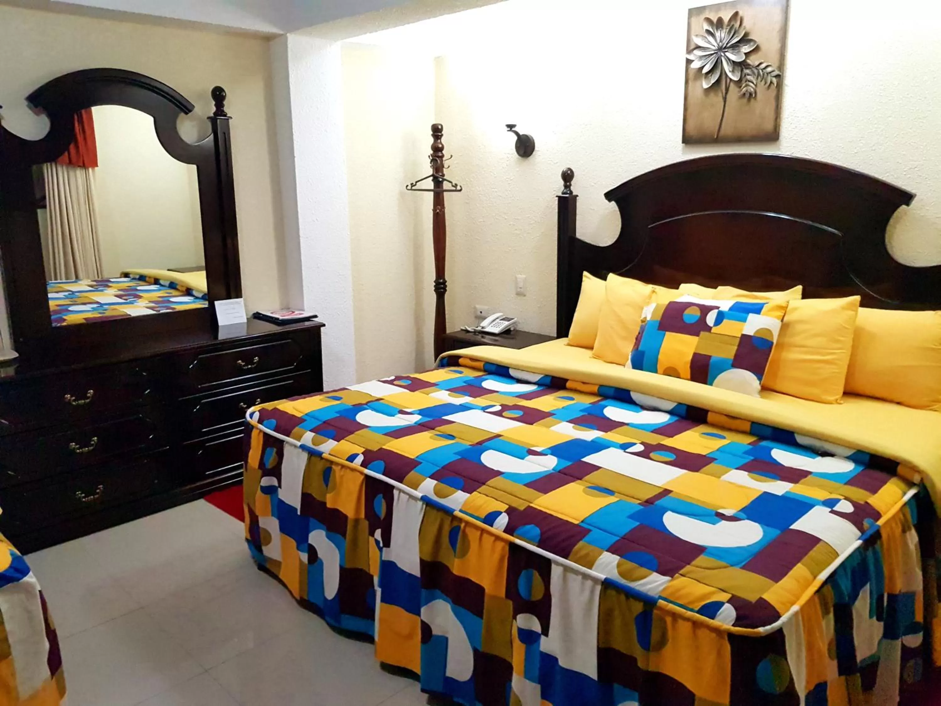 Bed in Hotel Las Americas