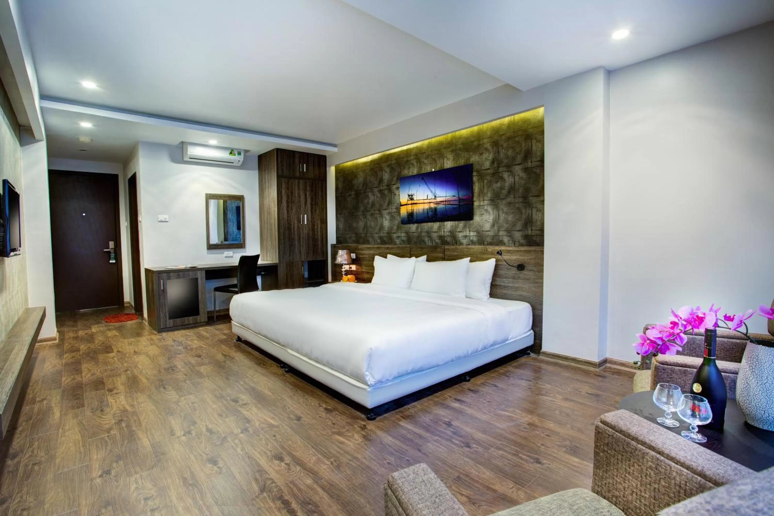 Bed in My Linh Hotel