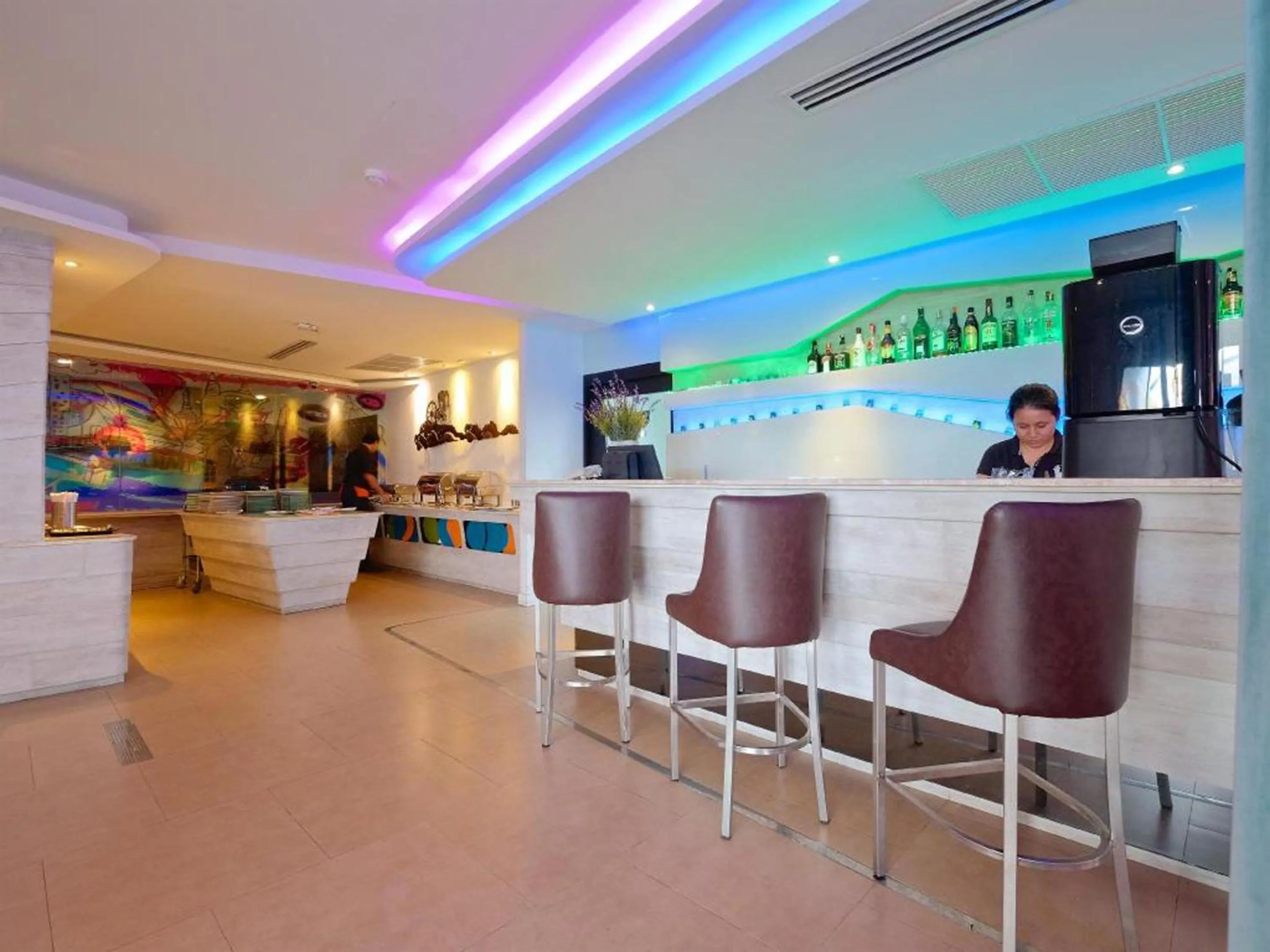 Lounge or bar in The Xtreme Suites
