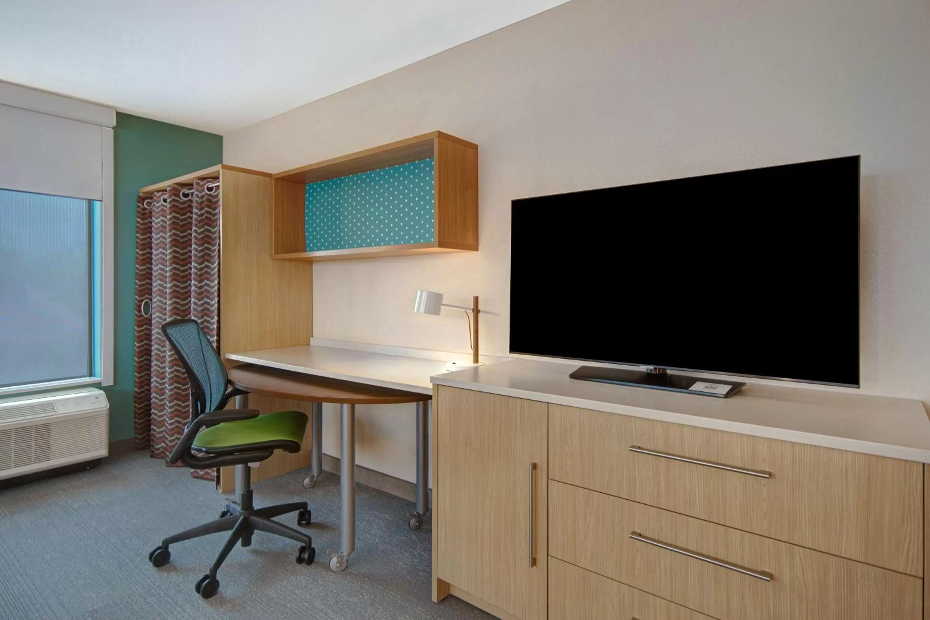 TV and multimedia in Home2 Suites By Hilton Waco