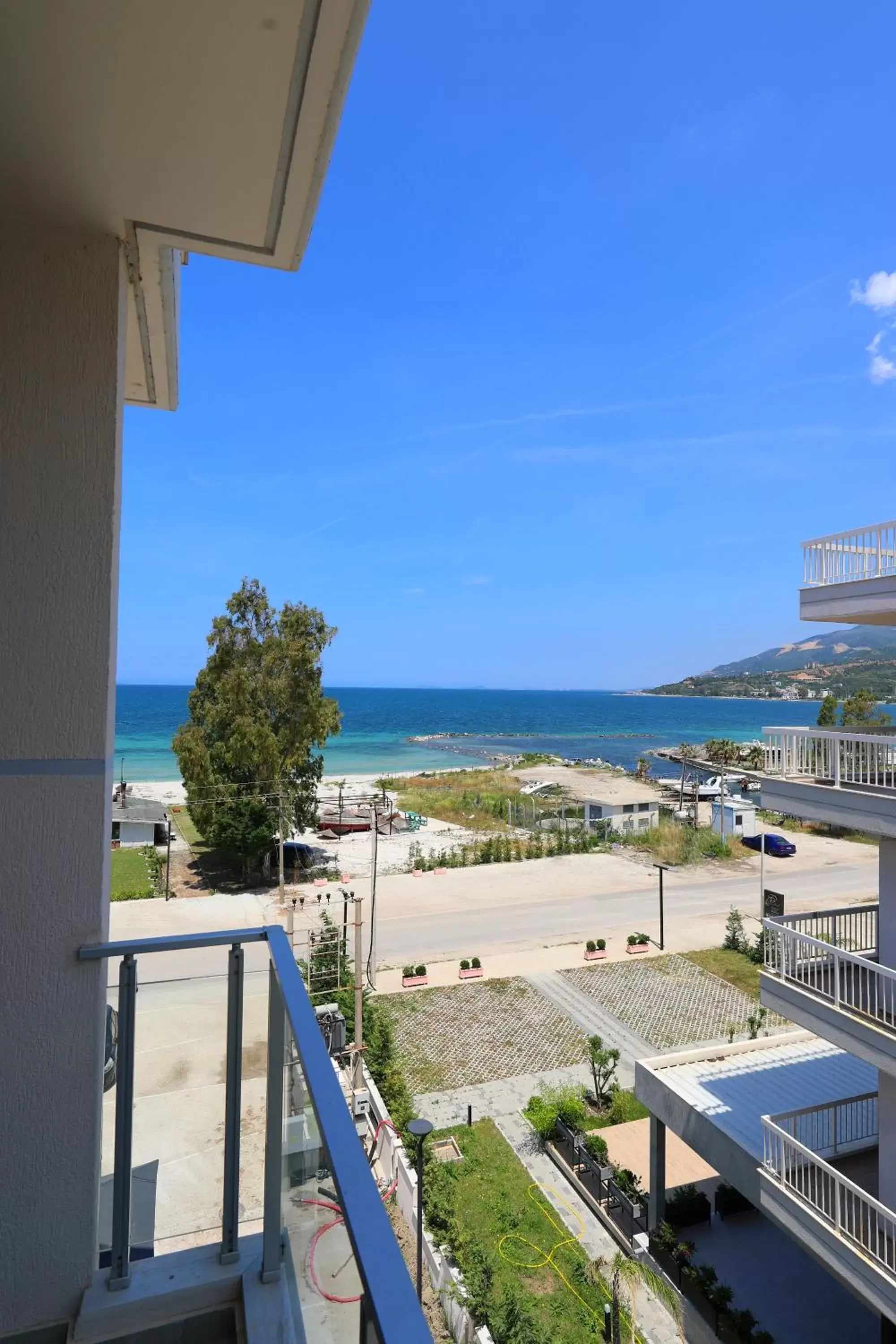 Standard Quadruple Room in Maor Hotel Standard Quadruple Room in Maor Hotel