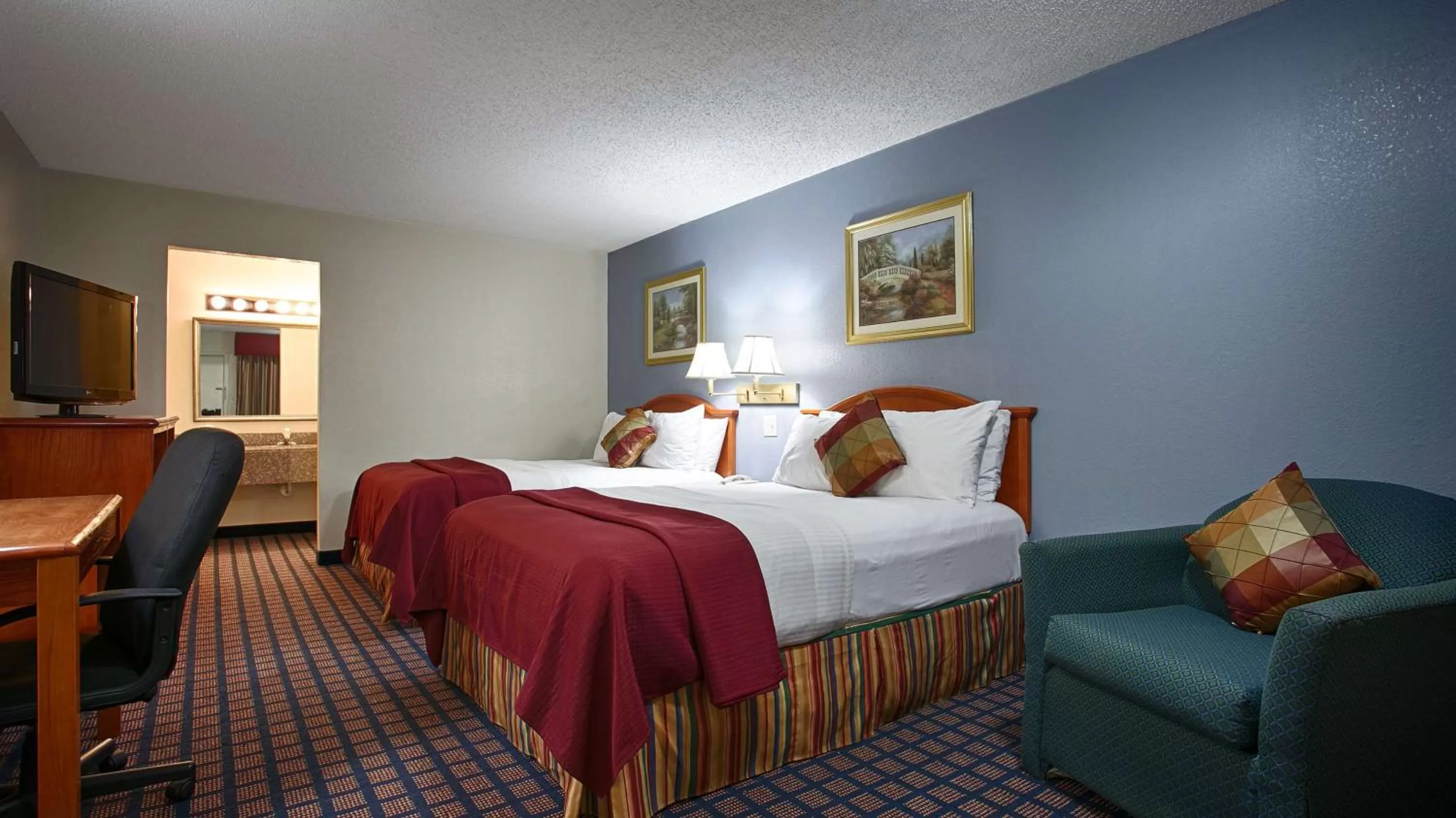 Double Room with Two Double Beds - Smoking in Best Western Palestine Inn