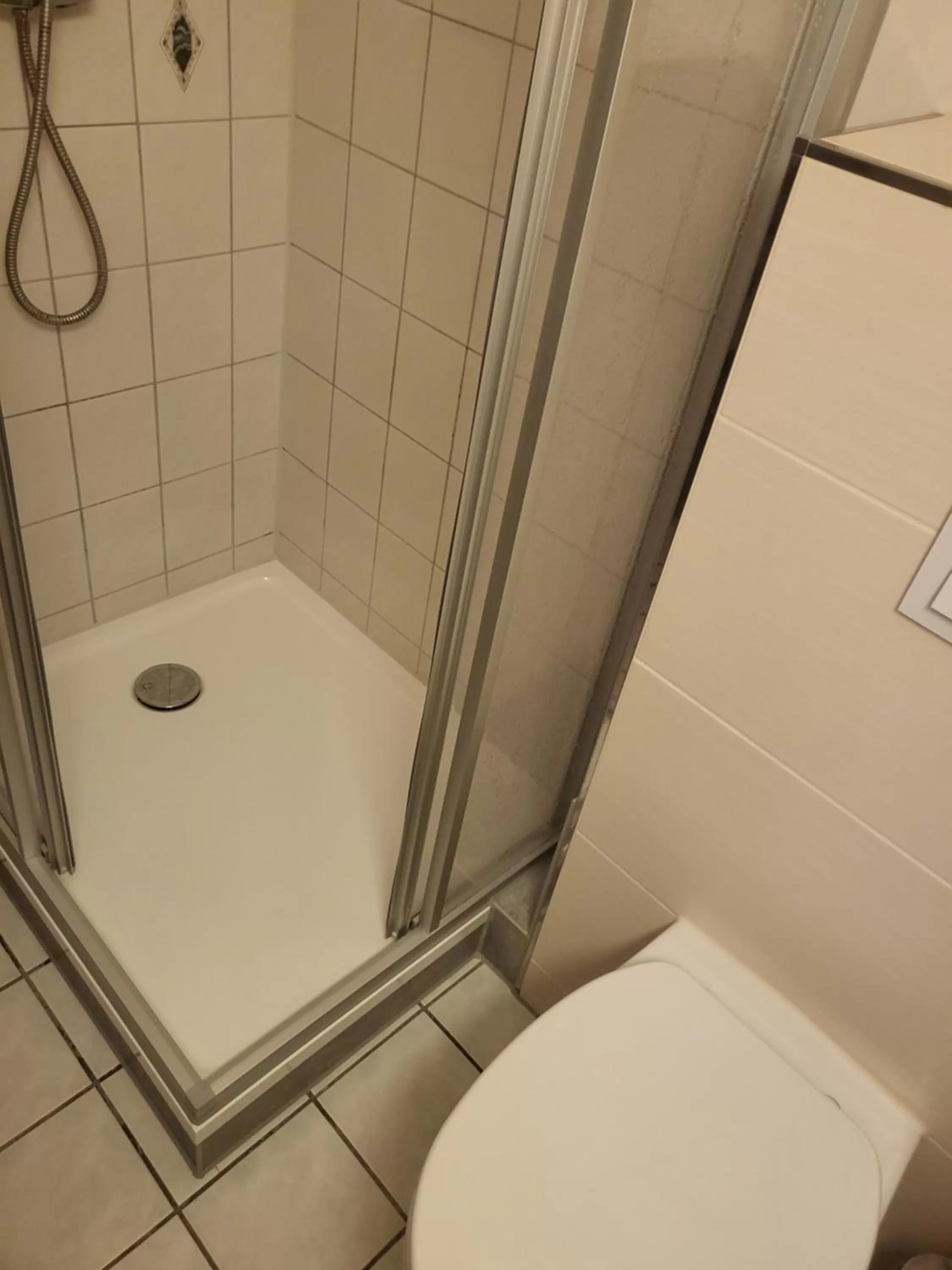 Bathroom in Pension Kuehnauer Hof