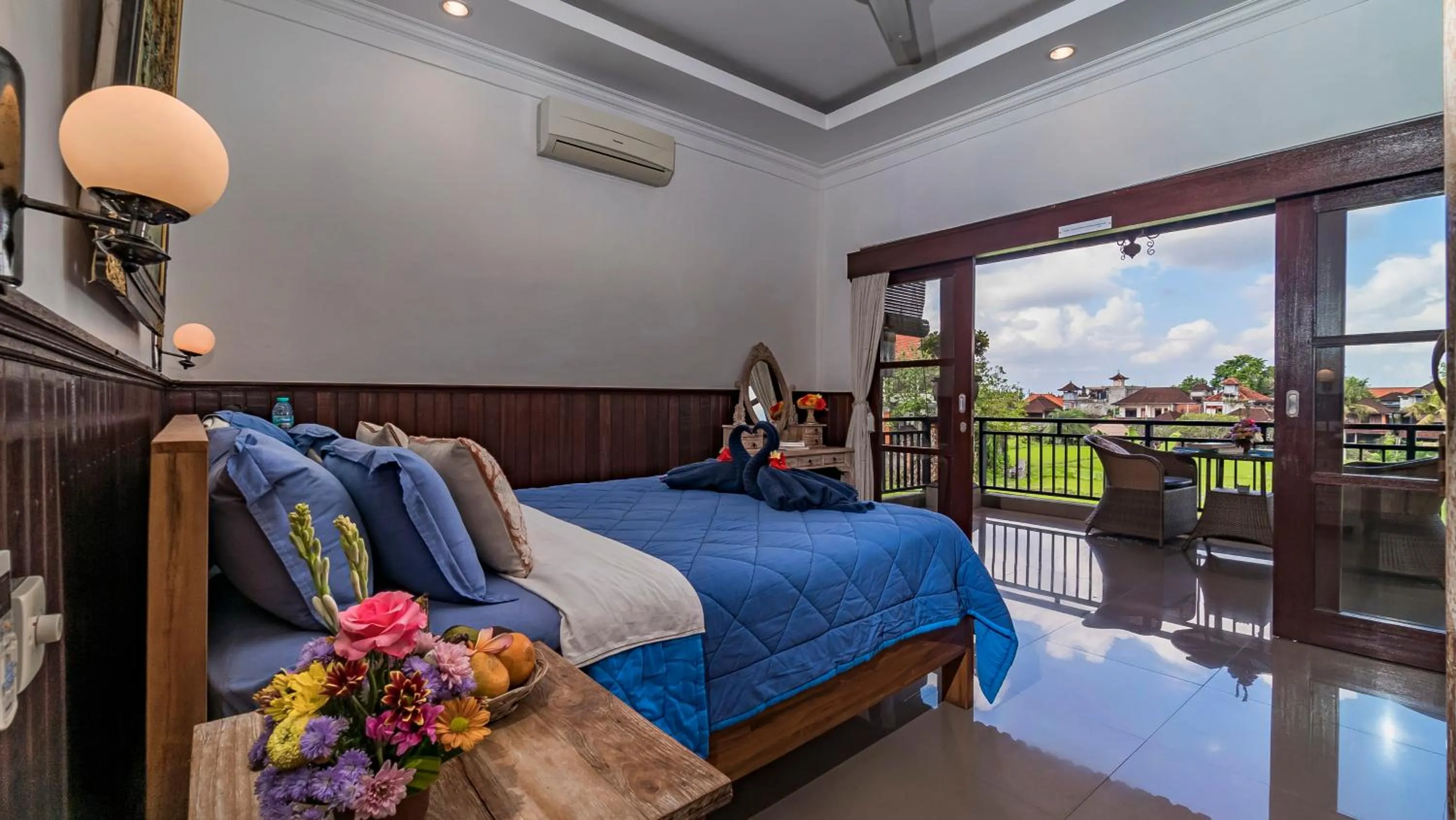 Photo of the whole room, Bed in Kun - Kun Guest House Ubud