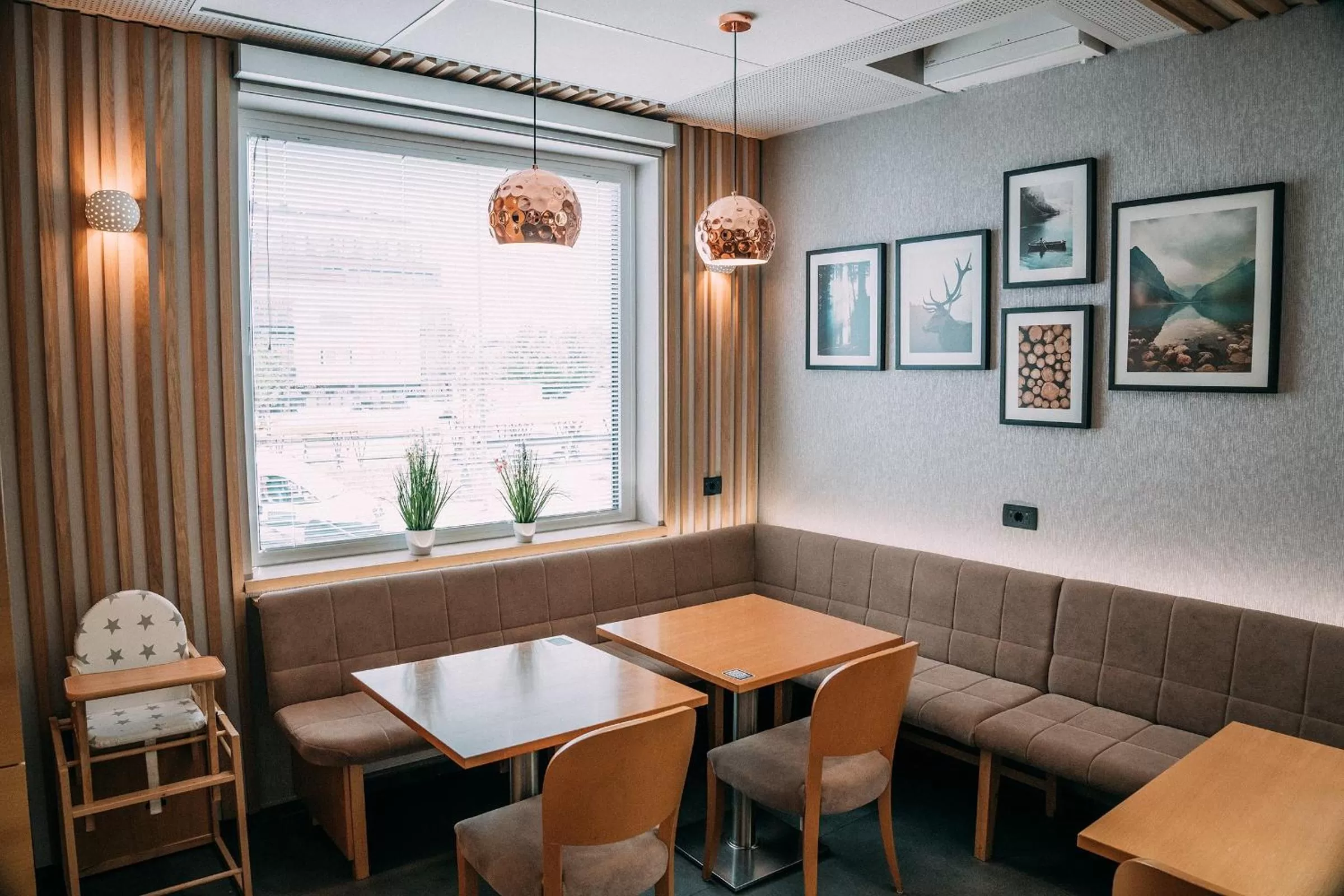 Restaurant/Places to Eat in Guest House Pri Gondoli