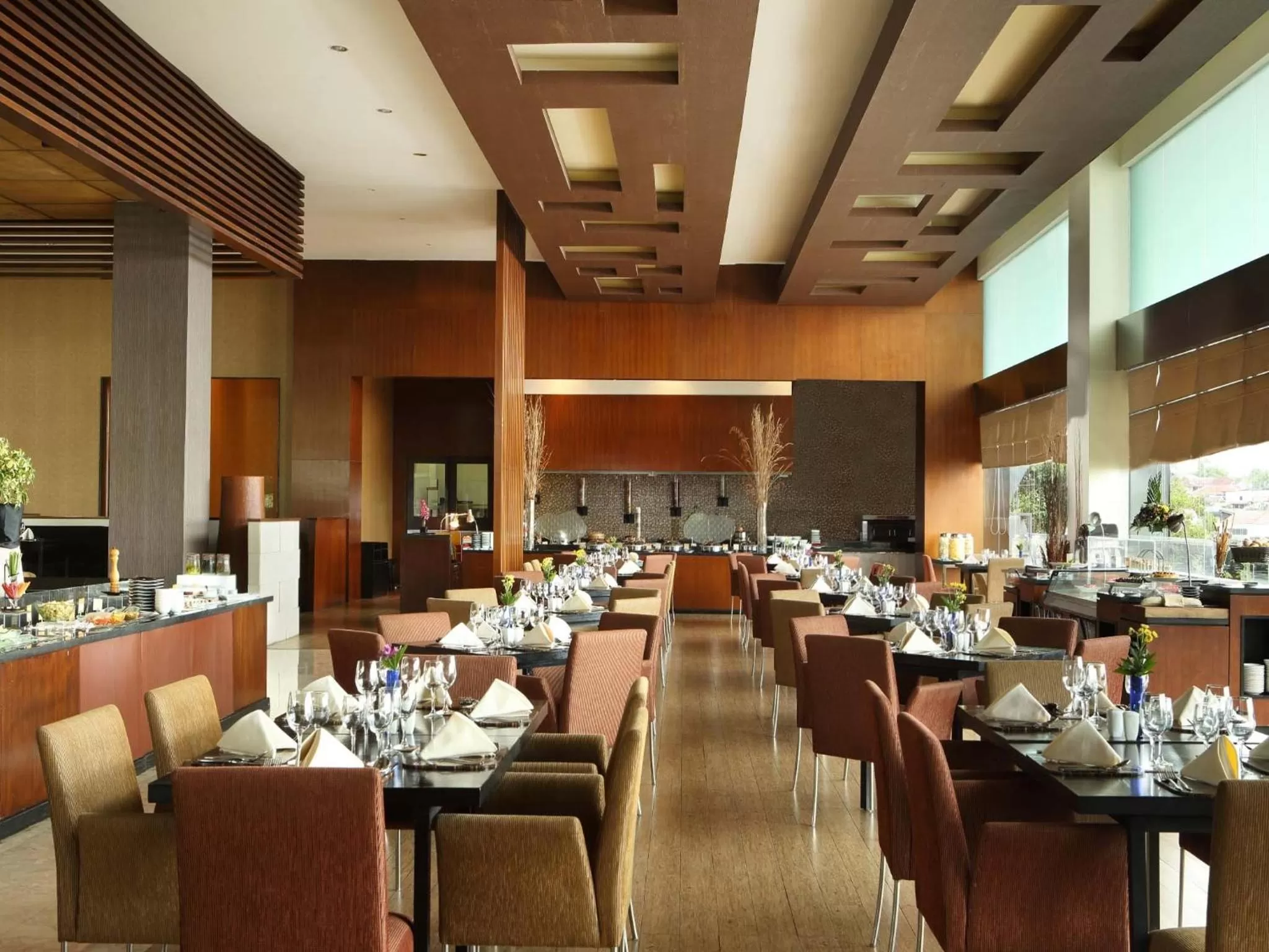 Restaurant/places to eat in Novotel Balikpapan