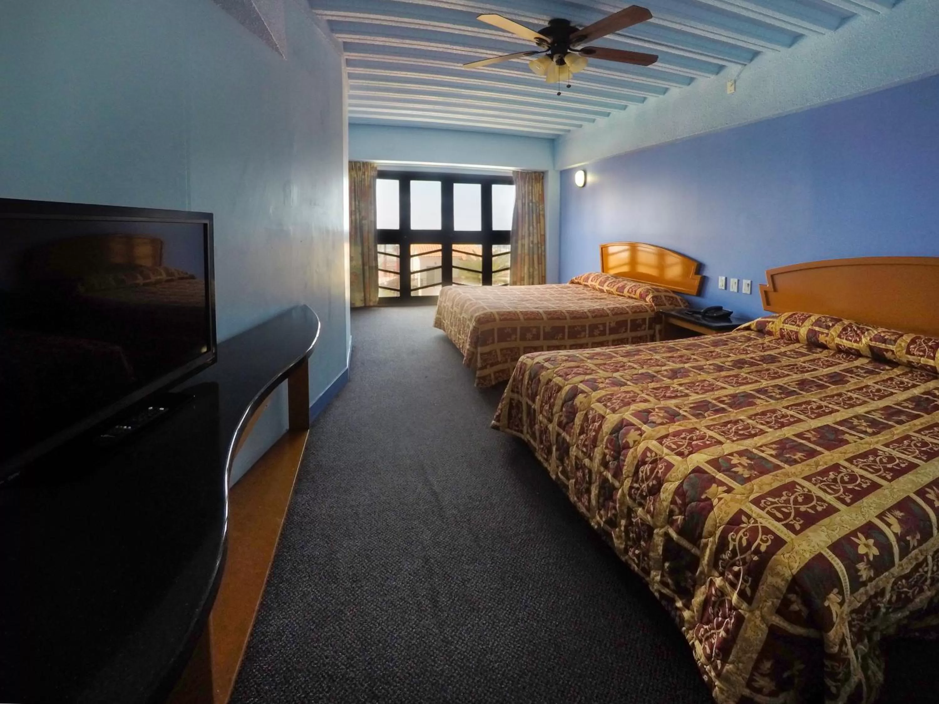 Double room without view in Hotel Festival Plaza Playas Rosarito