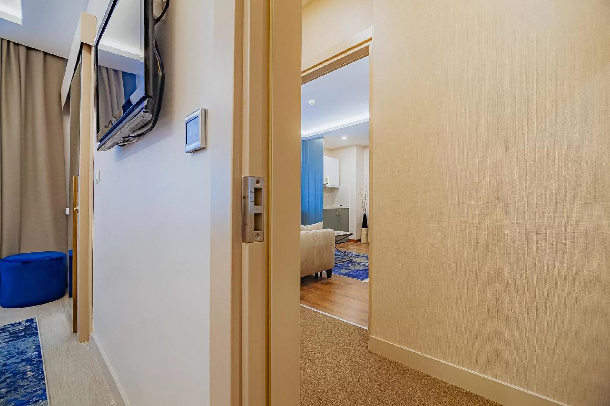 Photo of the whole room, Bed in The Milltown Hotel