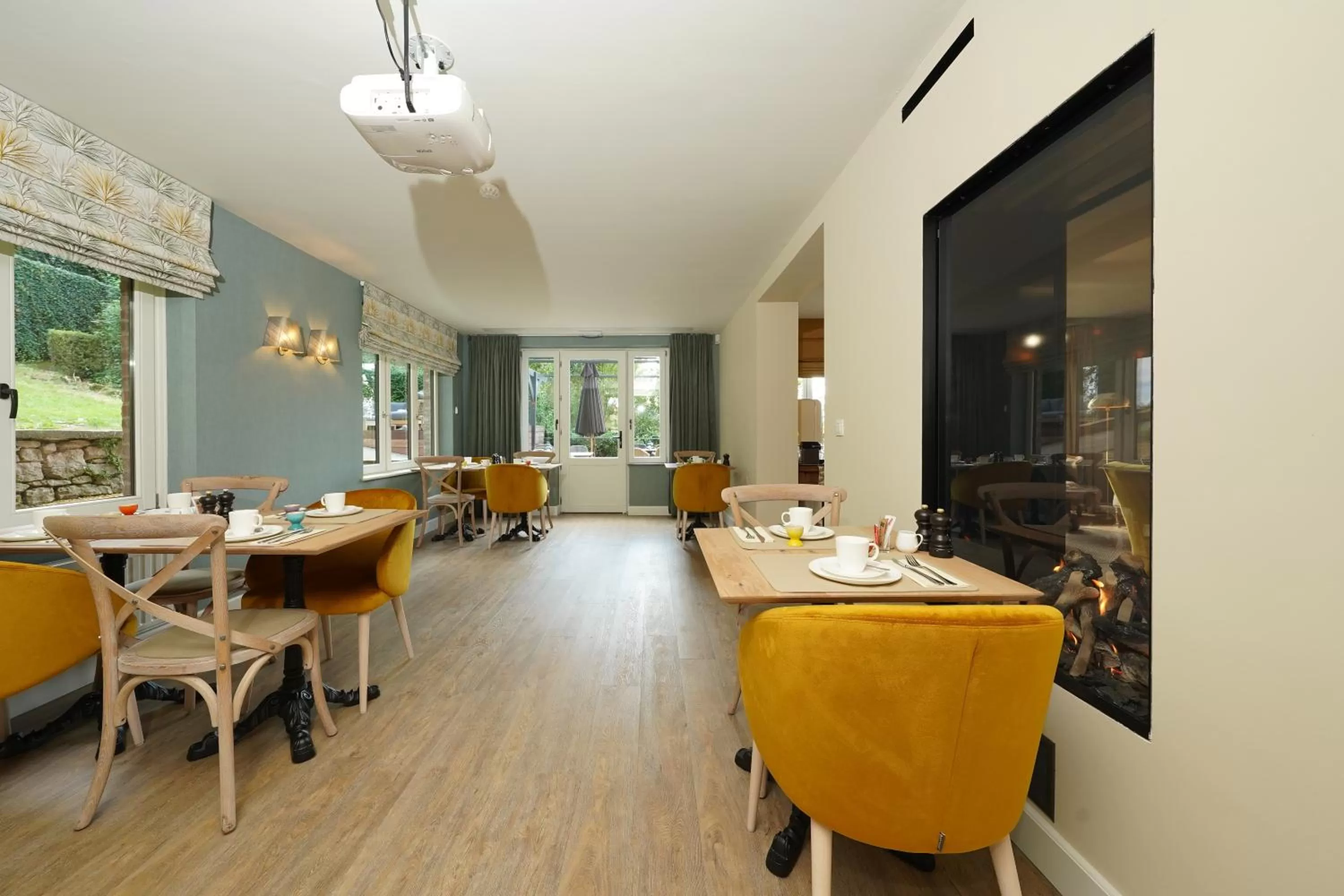 Restaurant/Places to Eat in Les Terrasses des Falizes B&B