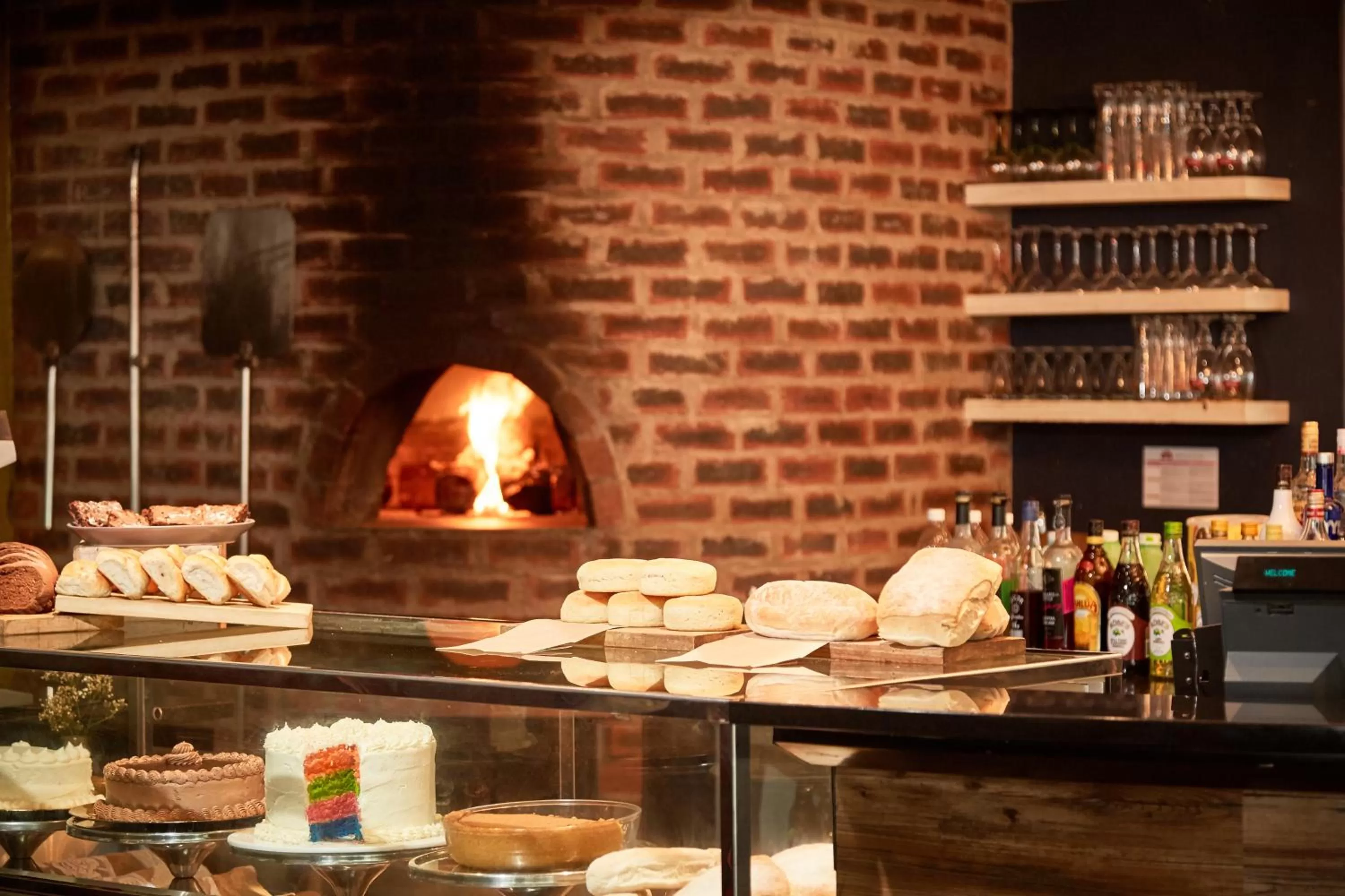 Restaurant/places to eat in First Group Breakers Resort - Official