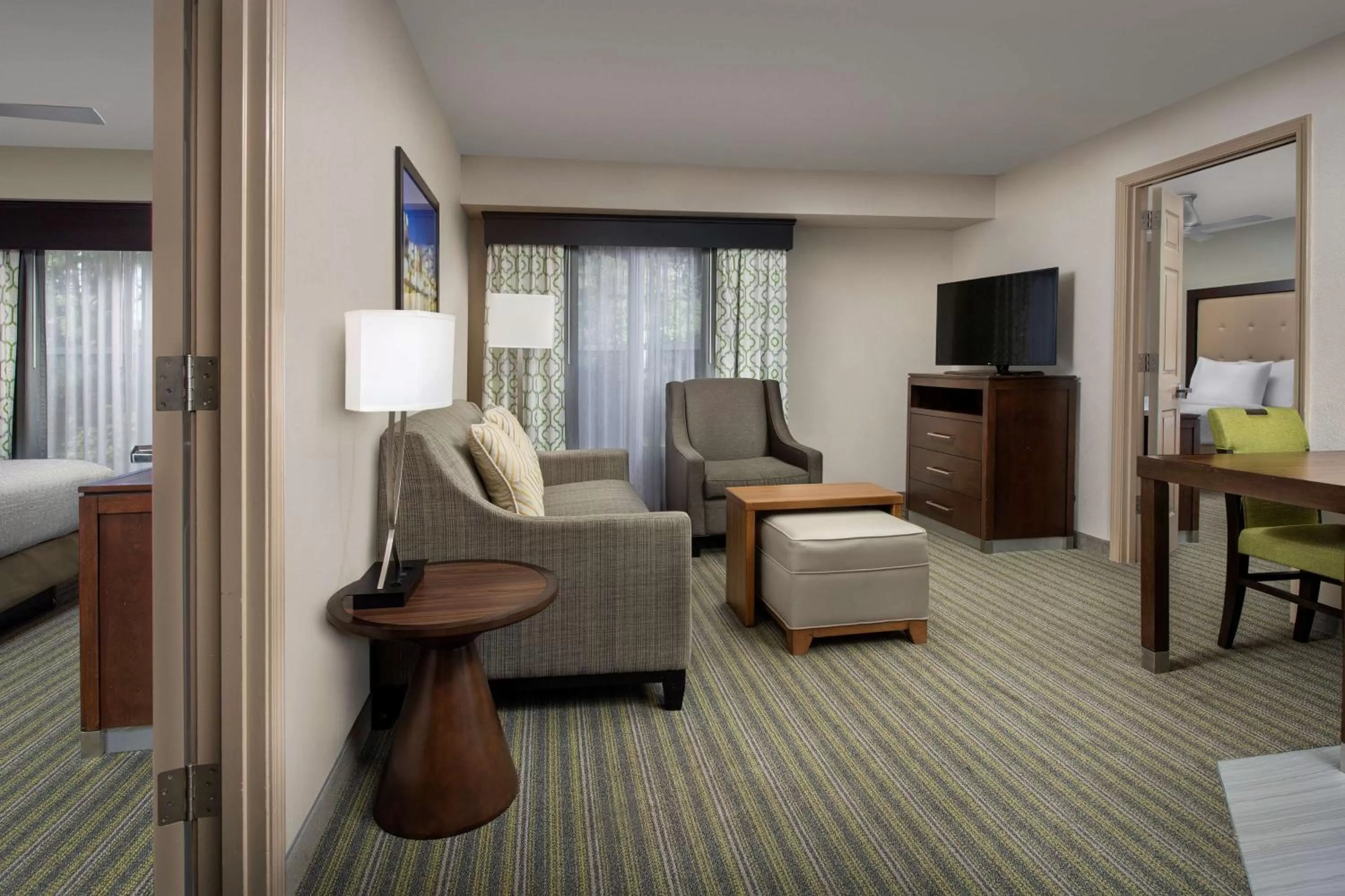 Living room, Bed in Homewood Suites Hillsboro Beaverton