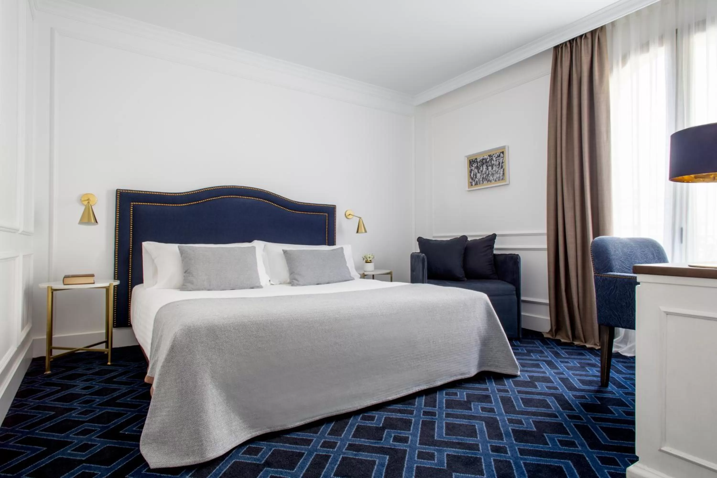 Bed in Hotel Midmost by Majestic Hotel Group