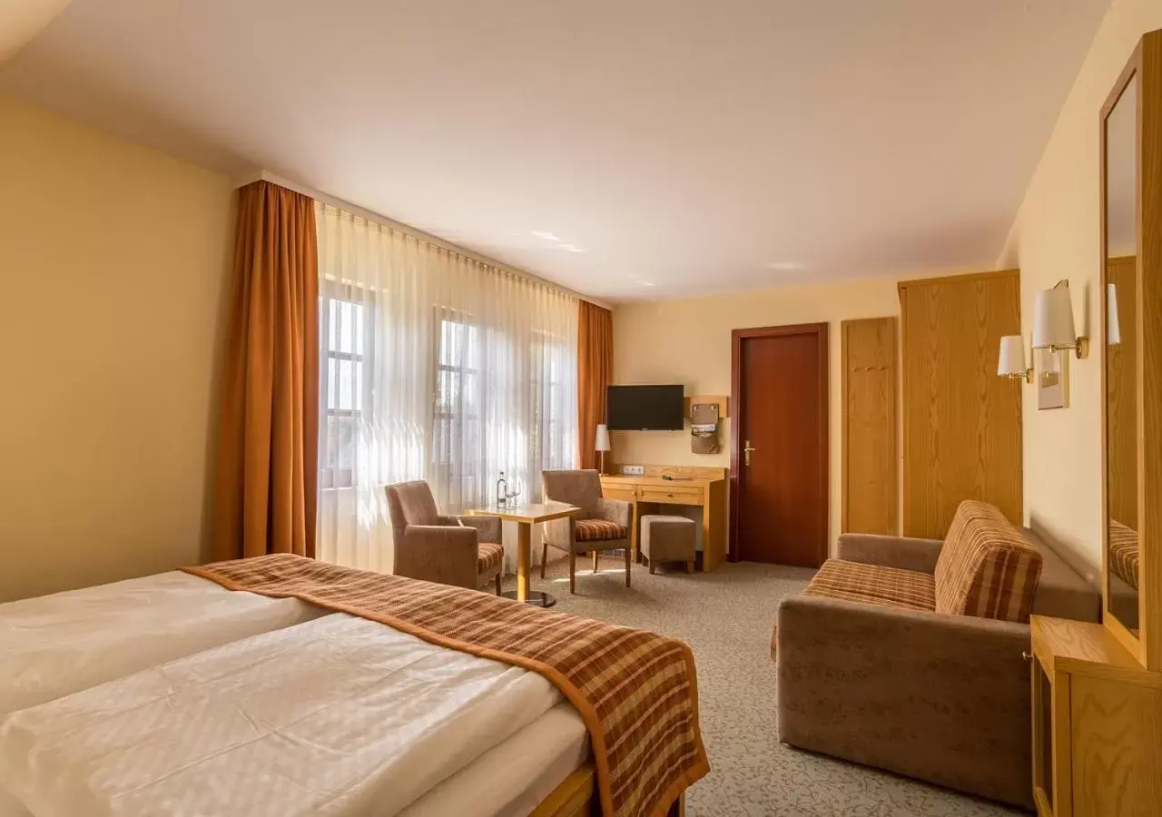 Deluxe Double Room - single occupancy in Ringhotel Warnemünder Hof Deluxe Double Room - single occupancy in Ringhotel Warnemünder Hof