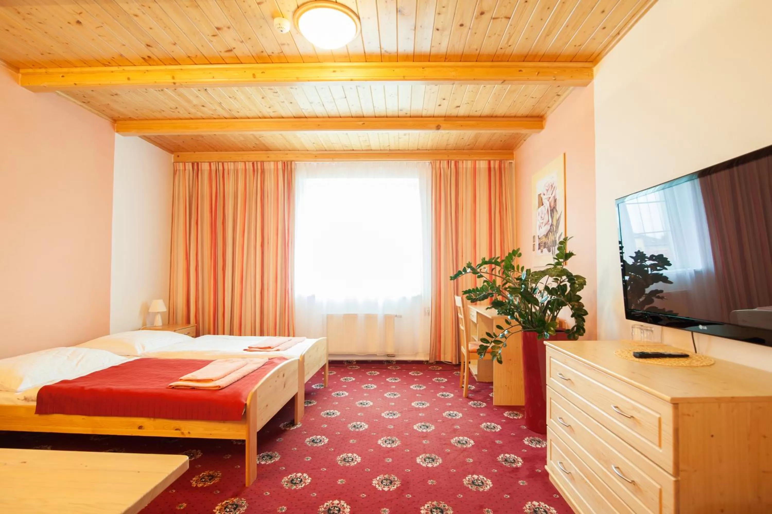 Bedroom, Bed in Sport-V-Hotel