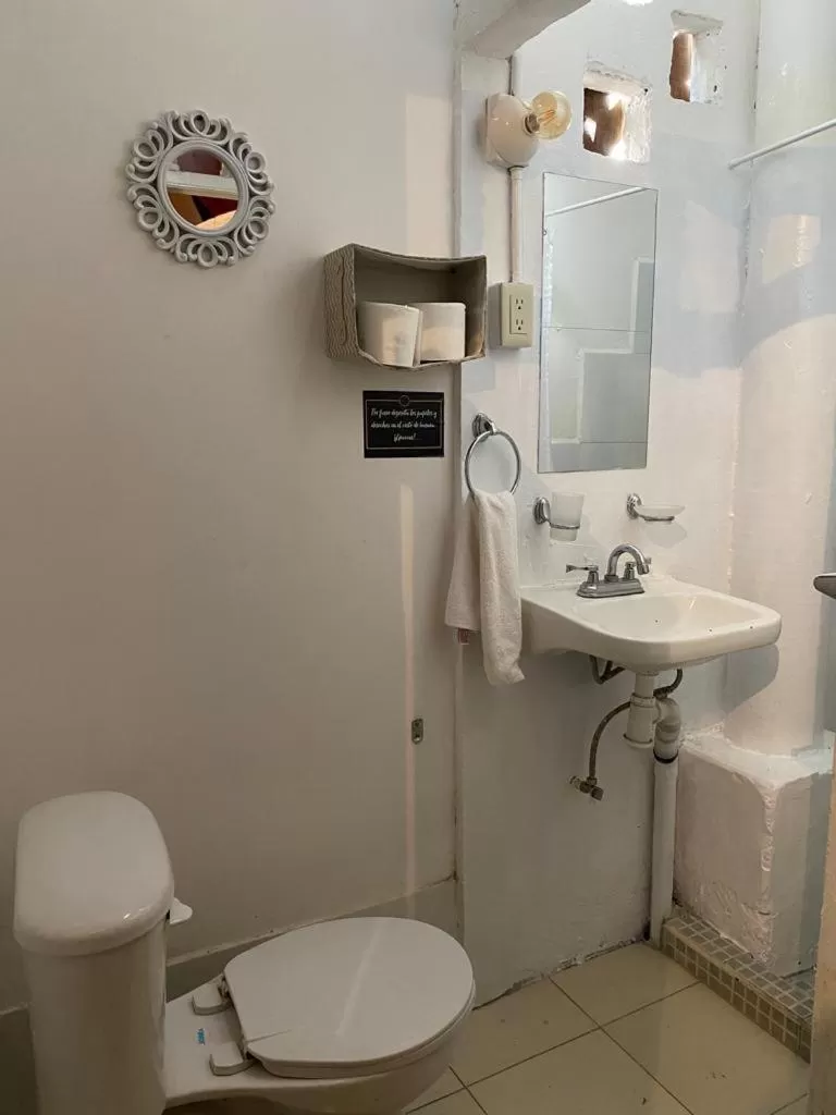 Bathroom in Chuchumbé Hotel Cultural, Restaurante & Café