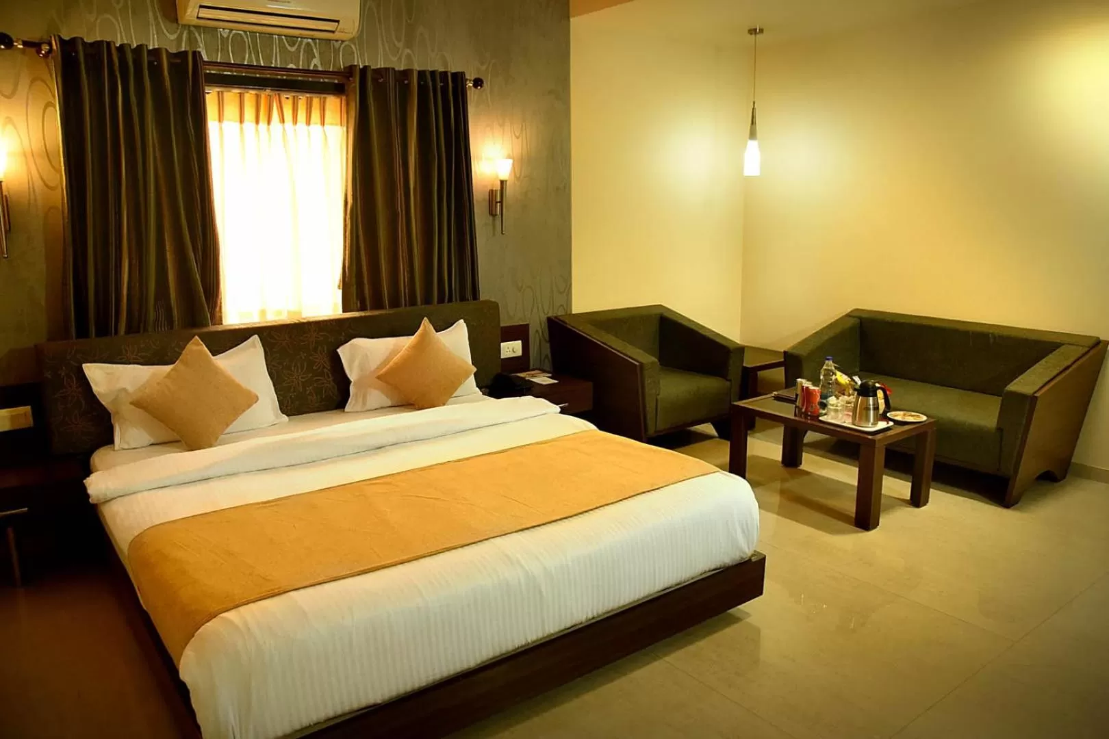 Photo of the whole room, Bed in Hotel Fortune Palace