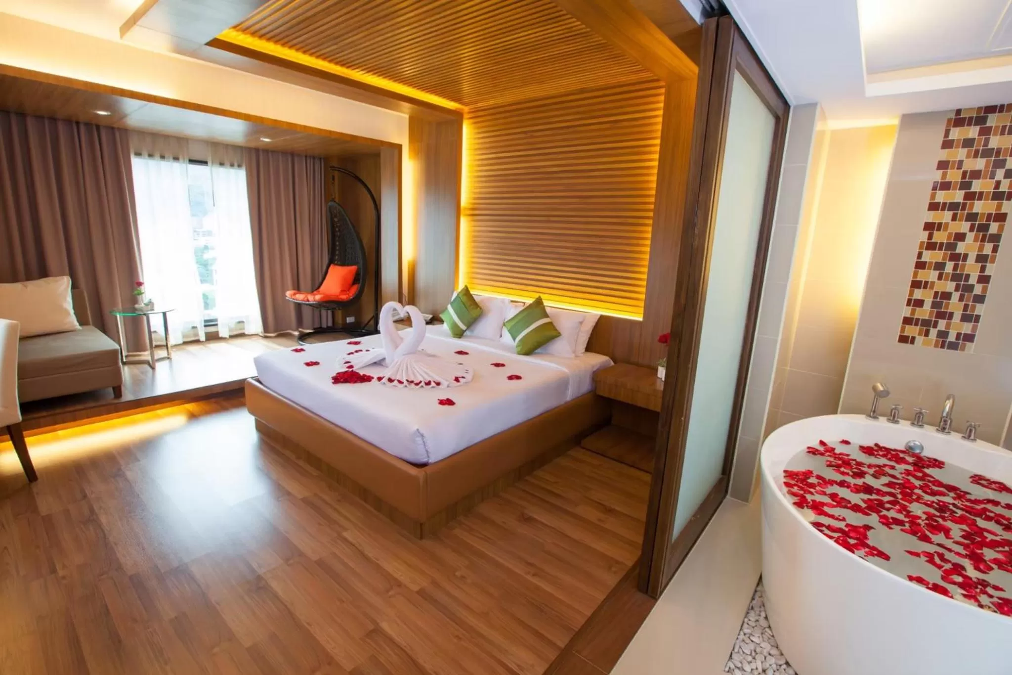 Bed in Chiangmai Grandview Hotel & Convention Center