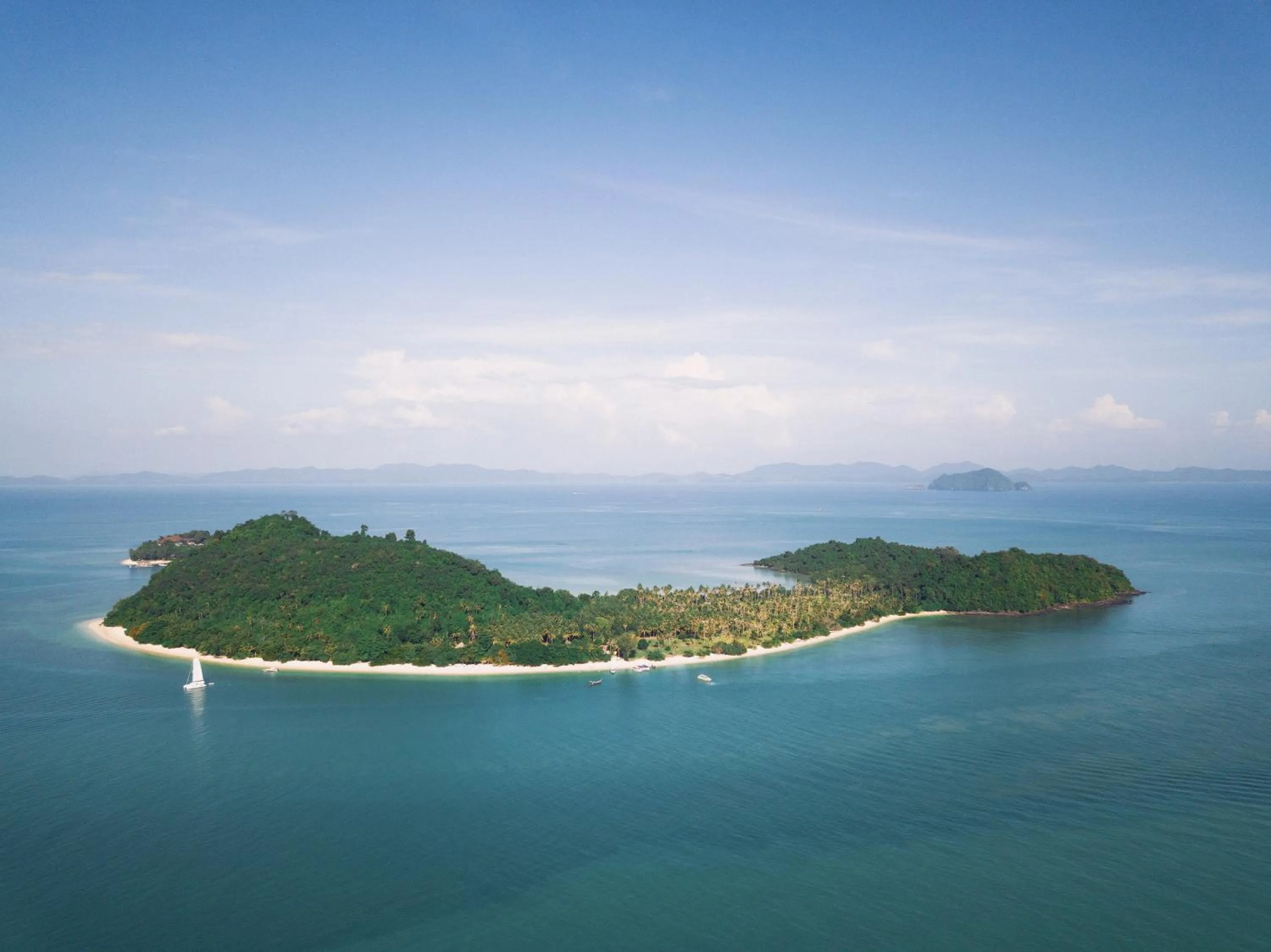 Natural landscape in Island Escape Burasari