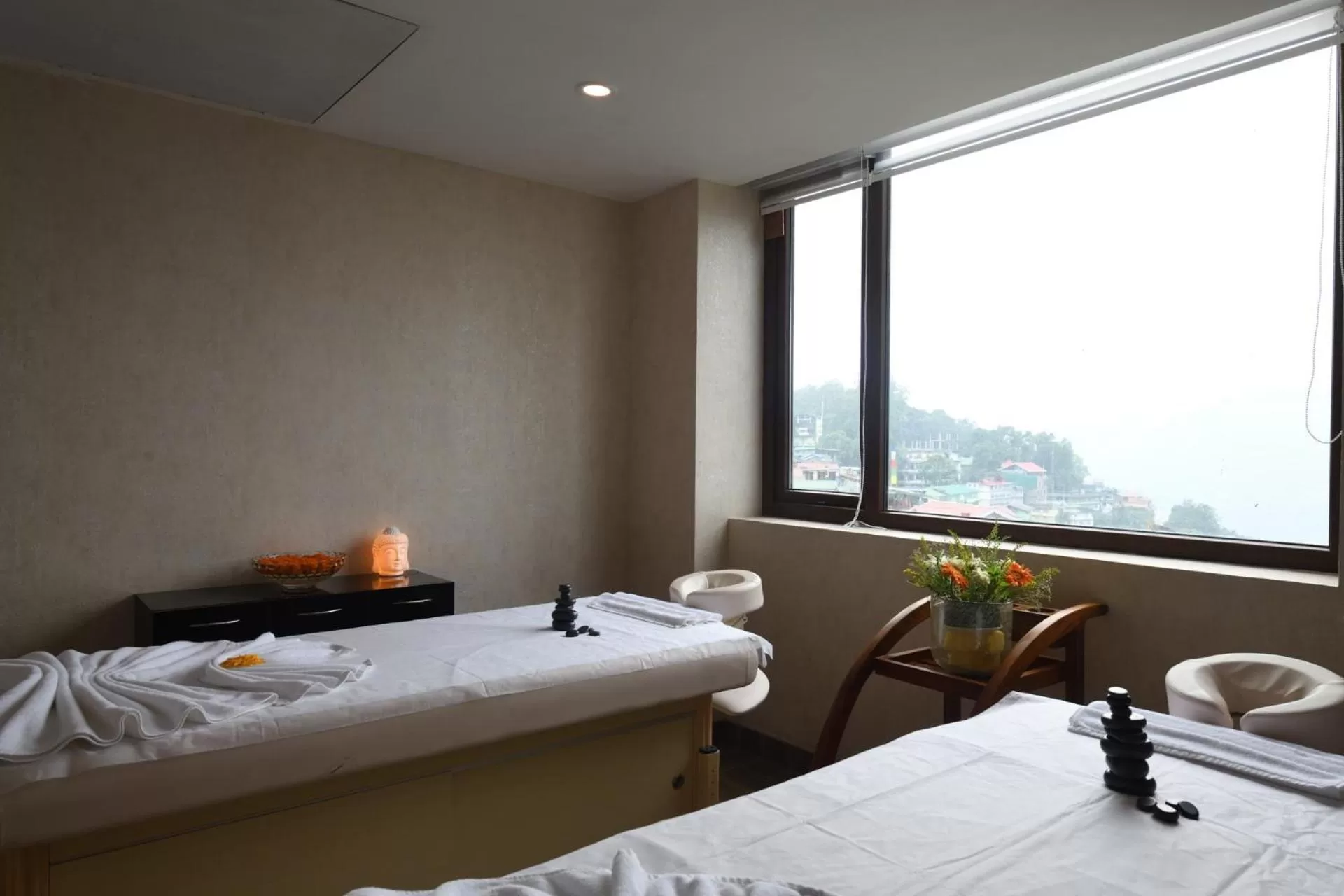 Bed in Ramada by Wyndham Gangtok Hotel & Casino Golden