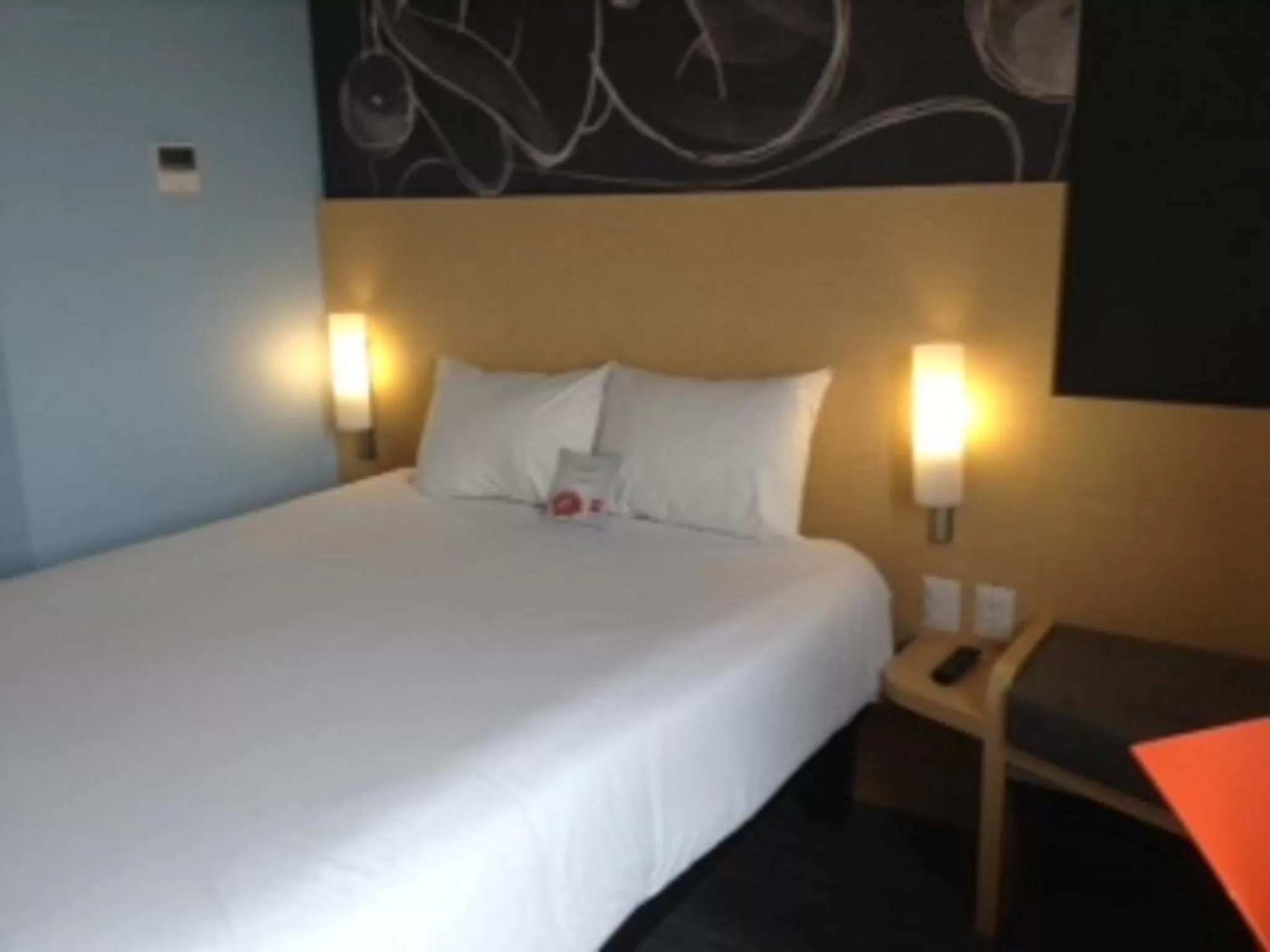 Bed in Ibis Mexico Alameda