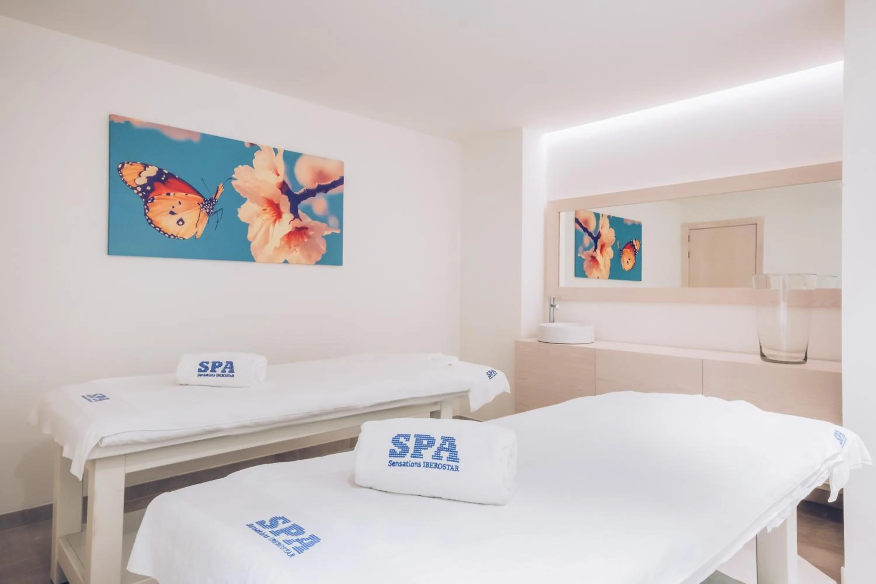 Spa and wellness centre/facilities, Bed in Iberostar Waves Alcudia Park