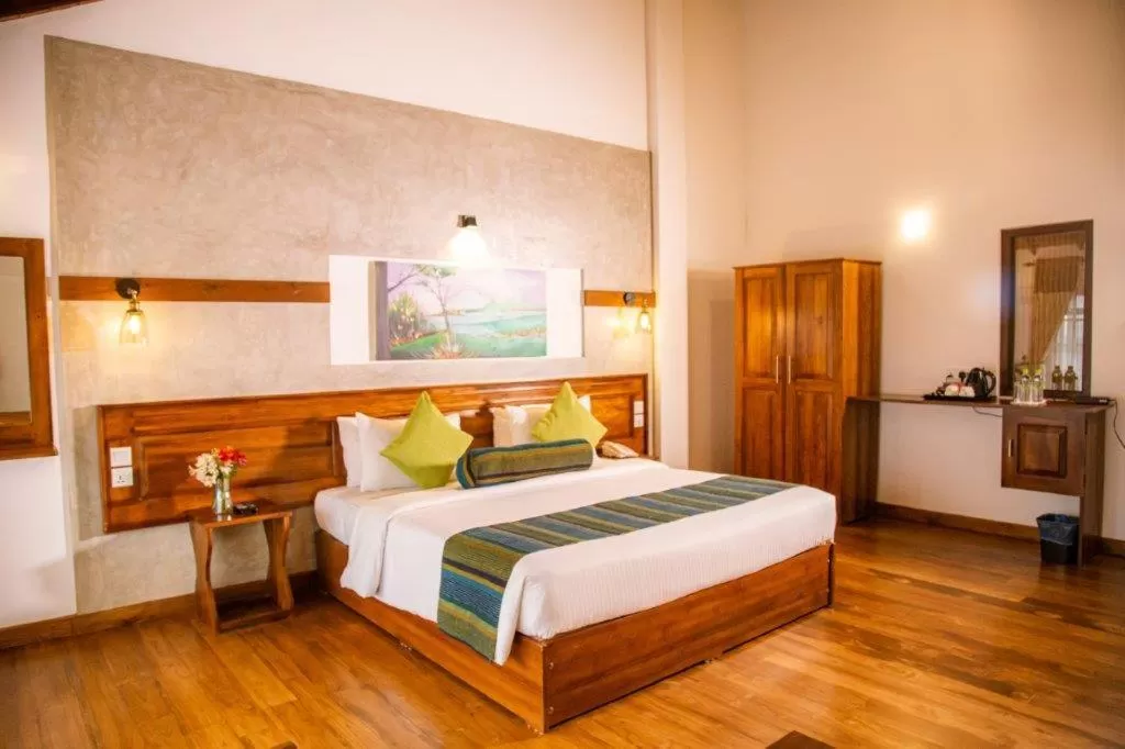 Bed in Seasons Villa - Nuwara Eliya