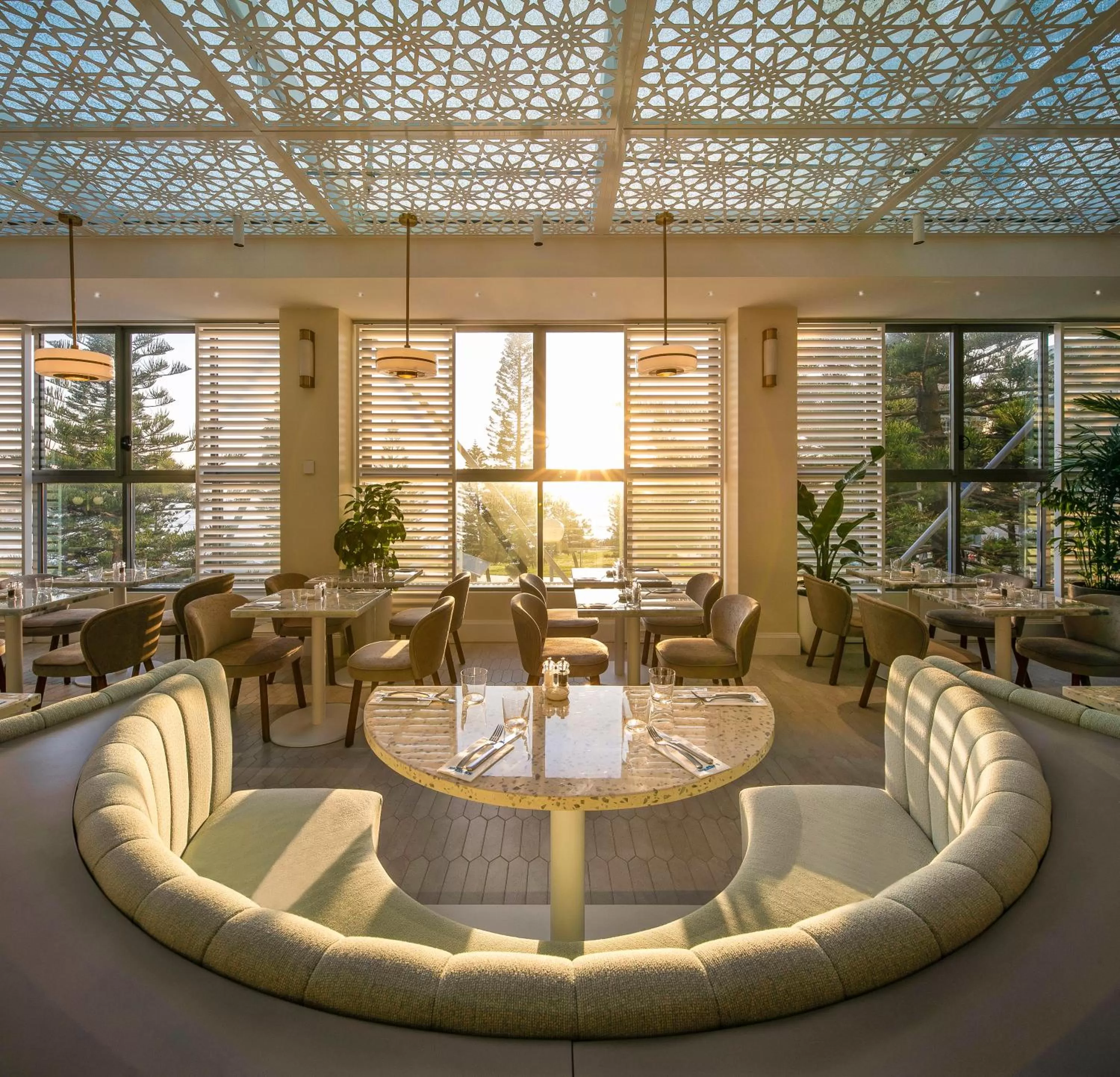 Restaurant/places to eat in Crowne Plaza Sydney Coogee Beach by IHG