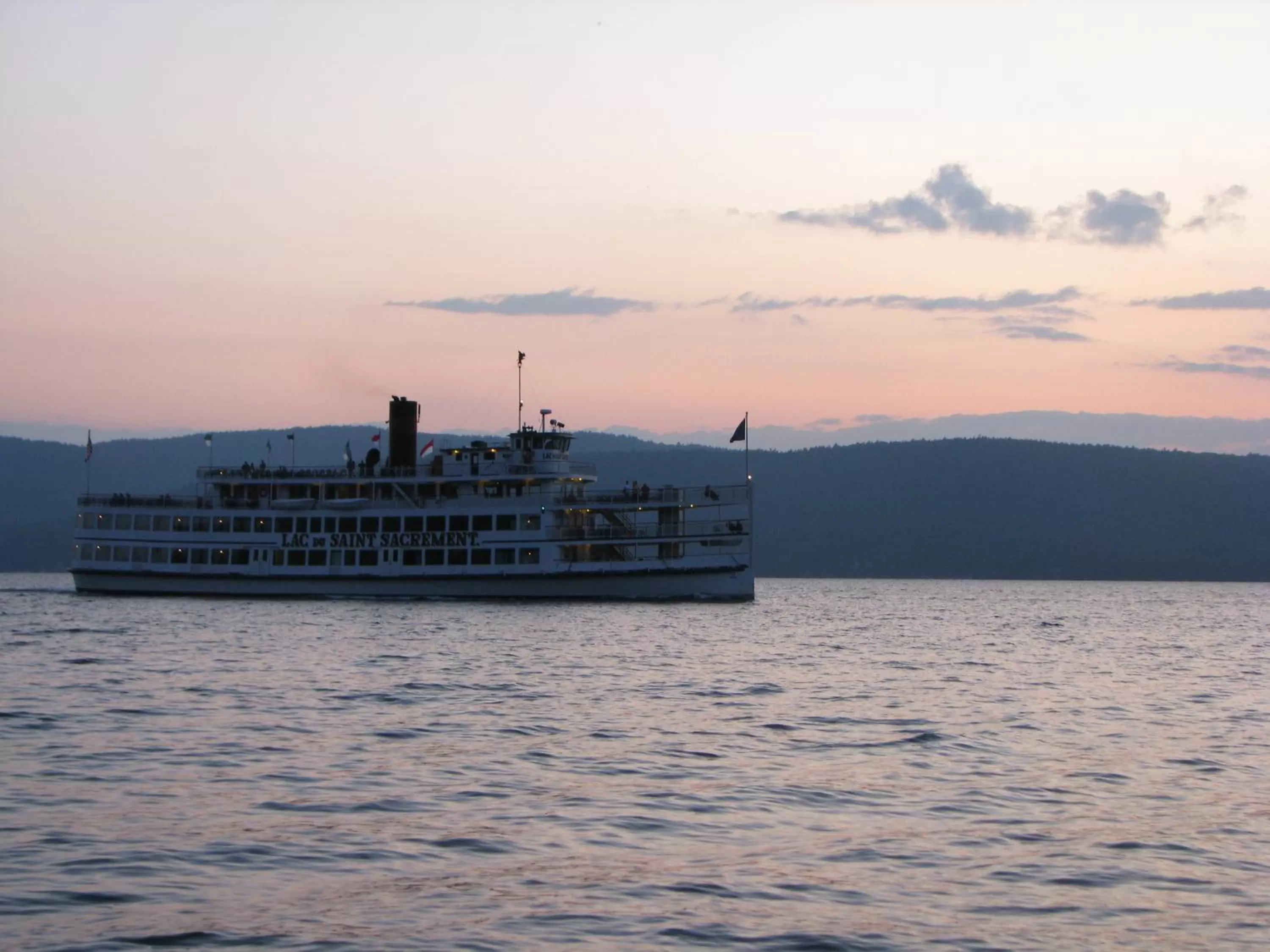 Area and facilities in Country Inn & Suites by Radisson, Queensbury - Lake George , NY