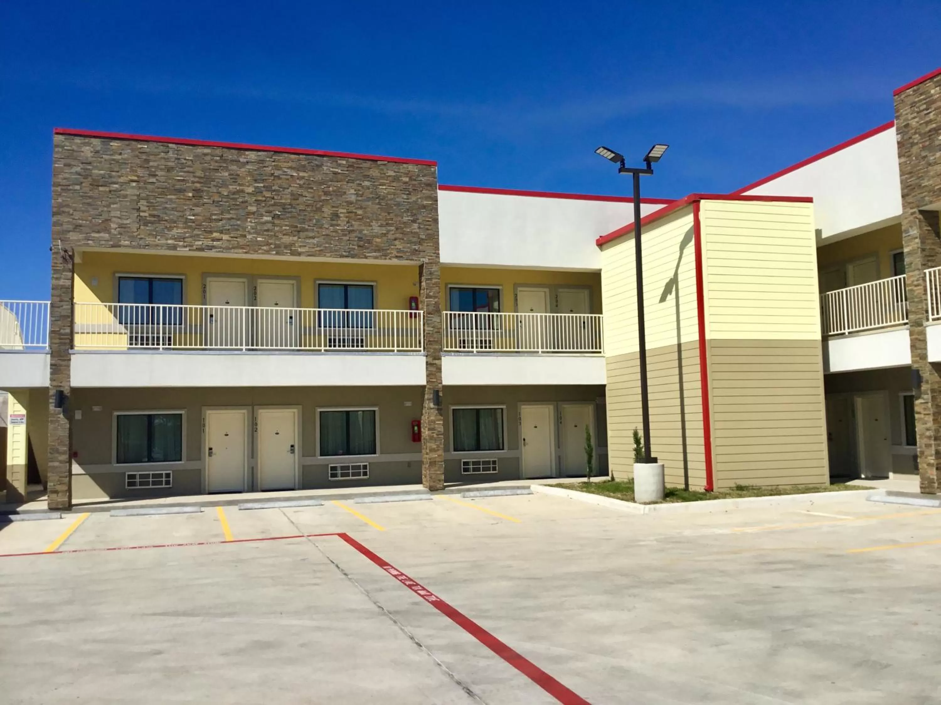 Property building in Days Inn by Wyndham Freeport